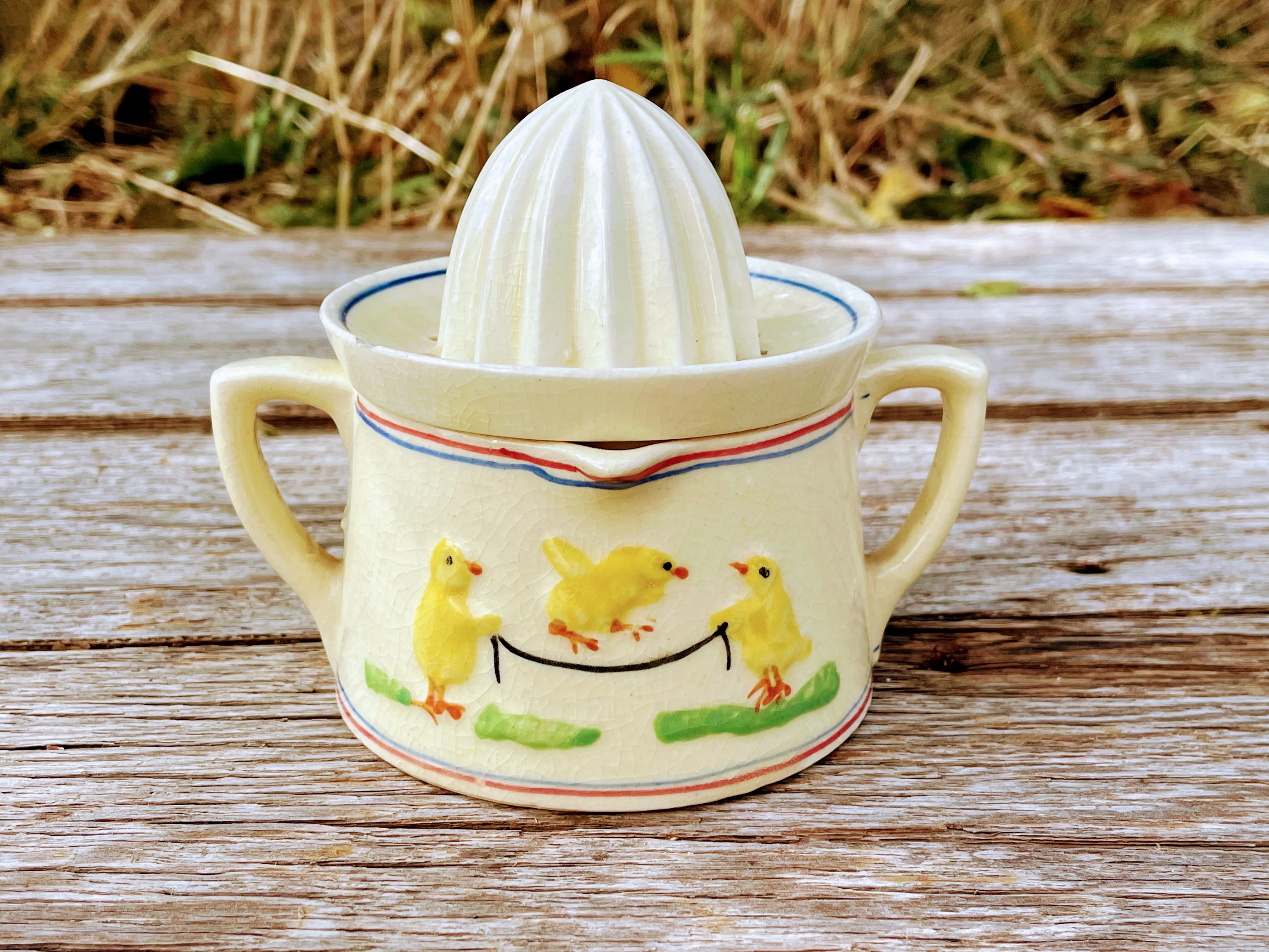 40s Juicer Reamer Chicks Playing Jump Rope Farmhouse - Image 6