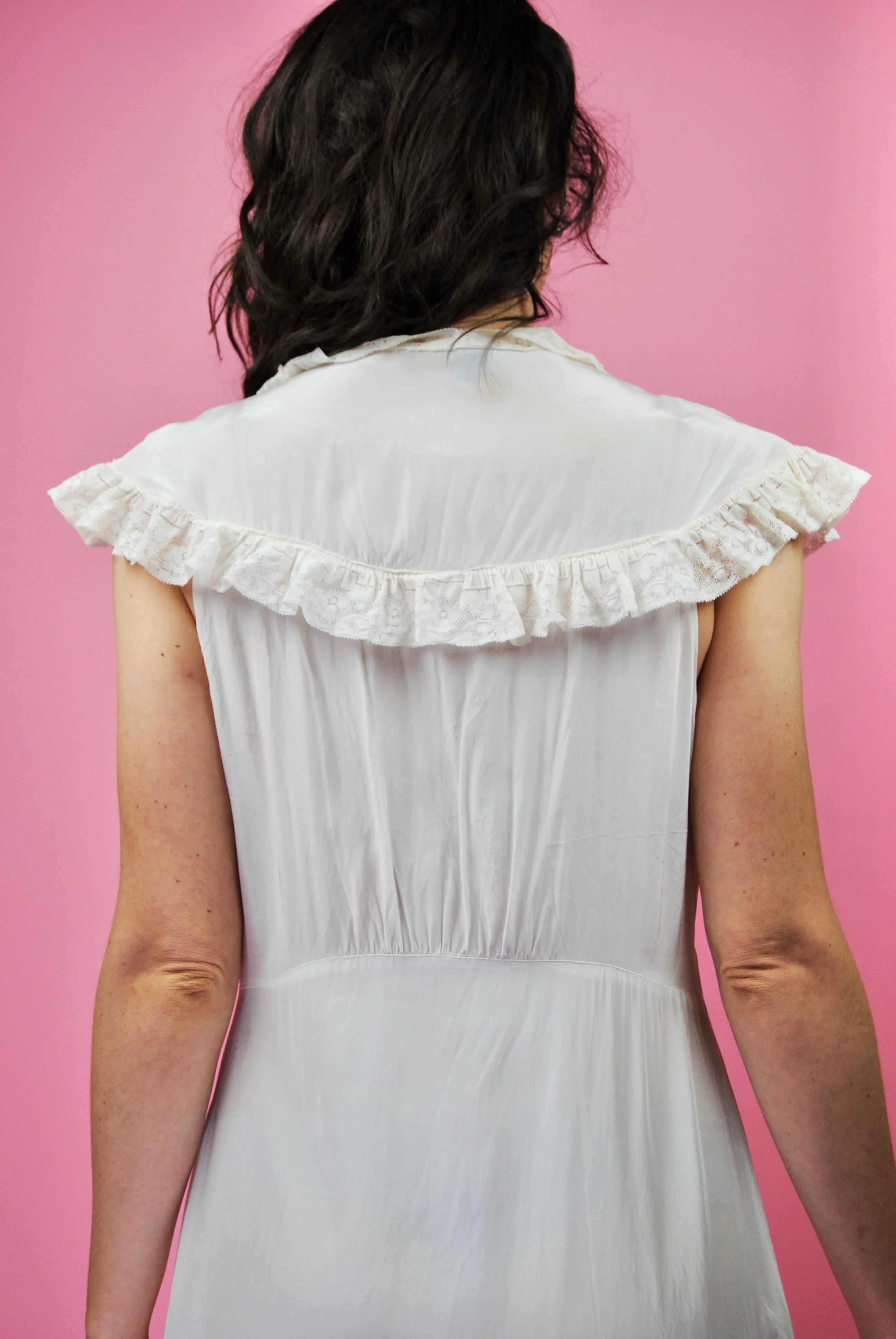 40s Off White Bridal Night Gown With Lace Detailing By Trillium - Image 5