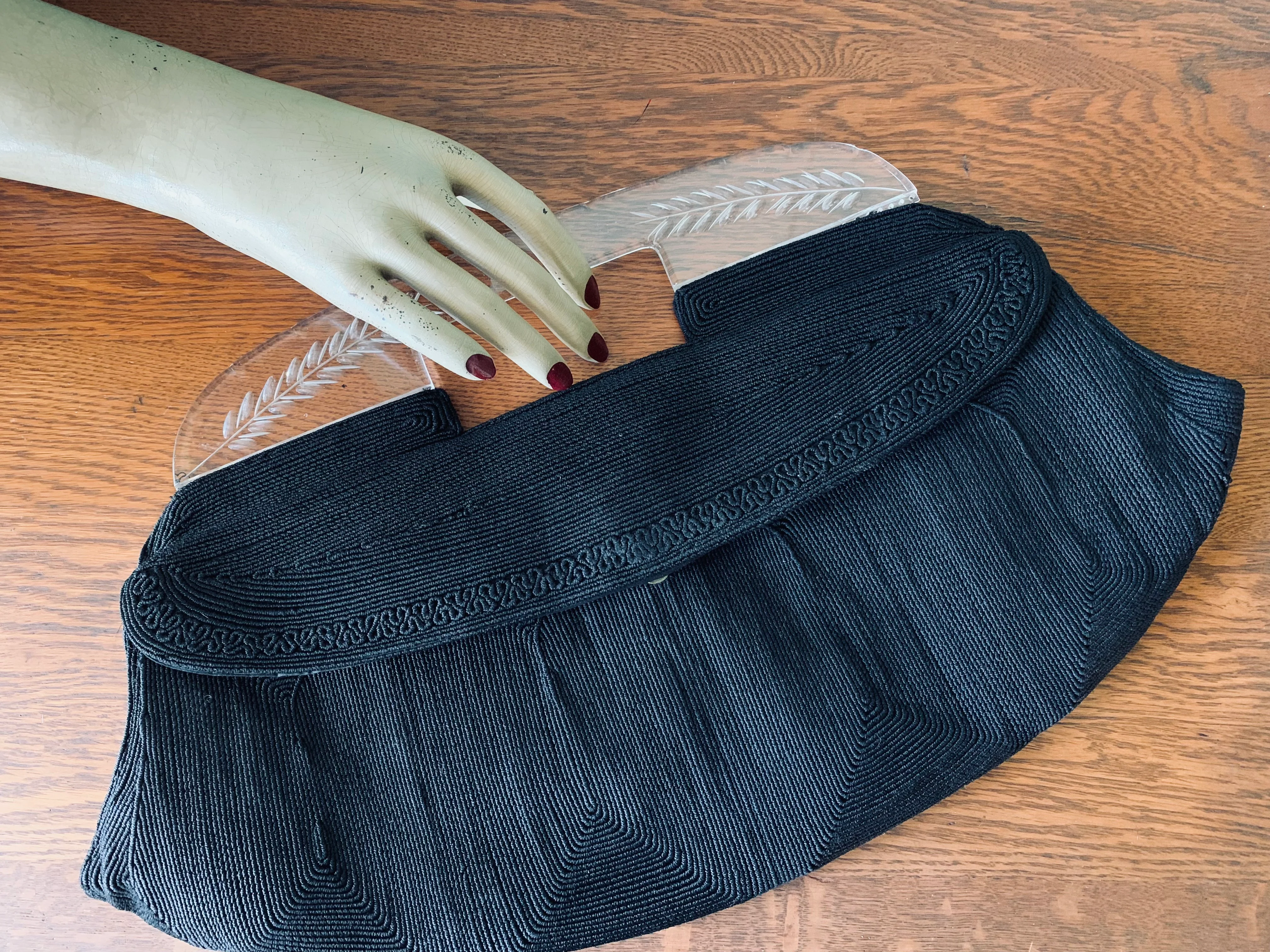 40s Oversize Black Corde Clutch Etched Lucite Handle By Posner Genuine Corde - Image 4