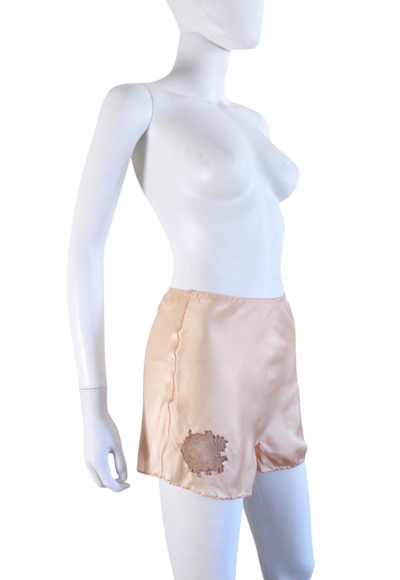 40s Pale Peach Silk Tap Pants with Lace Detail by Pristine - Image 4