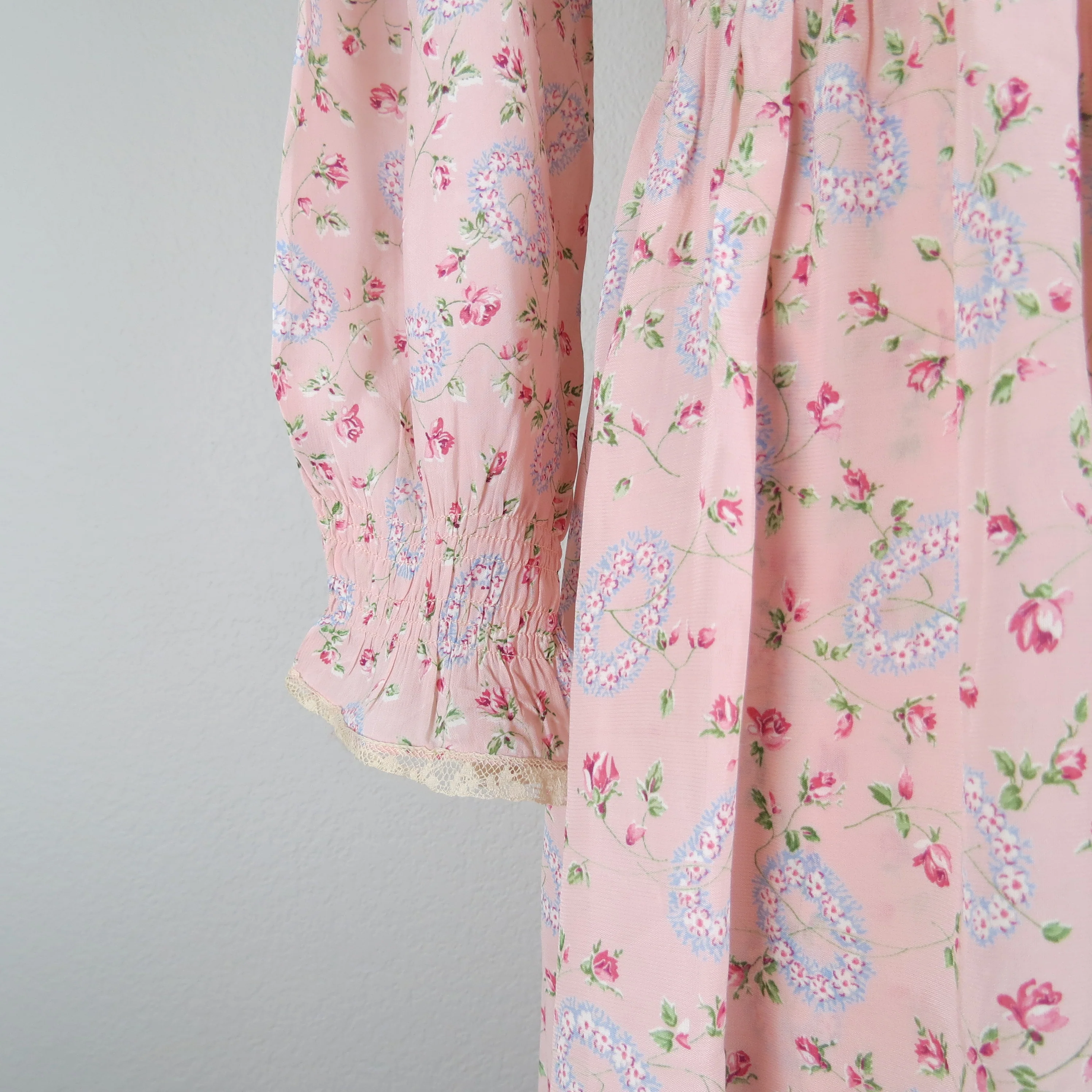 40s Peignoir Set Nightgown And Matching Robe Floral By Trousseaux by Terris - Image 6