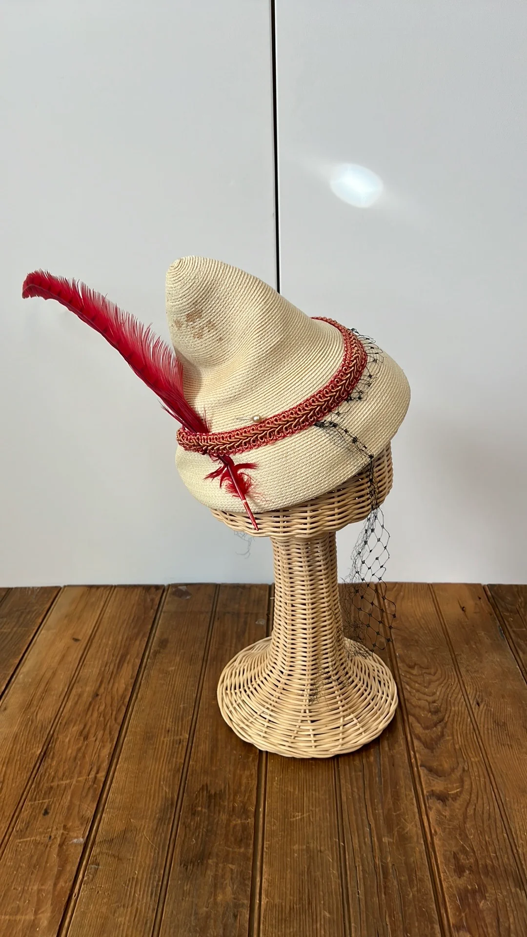 40s Pixie Style Feather Hat Bavarian - Image 3