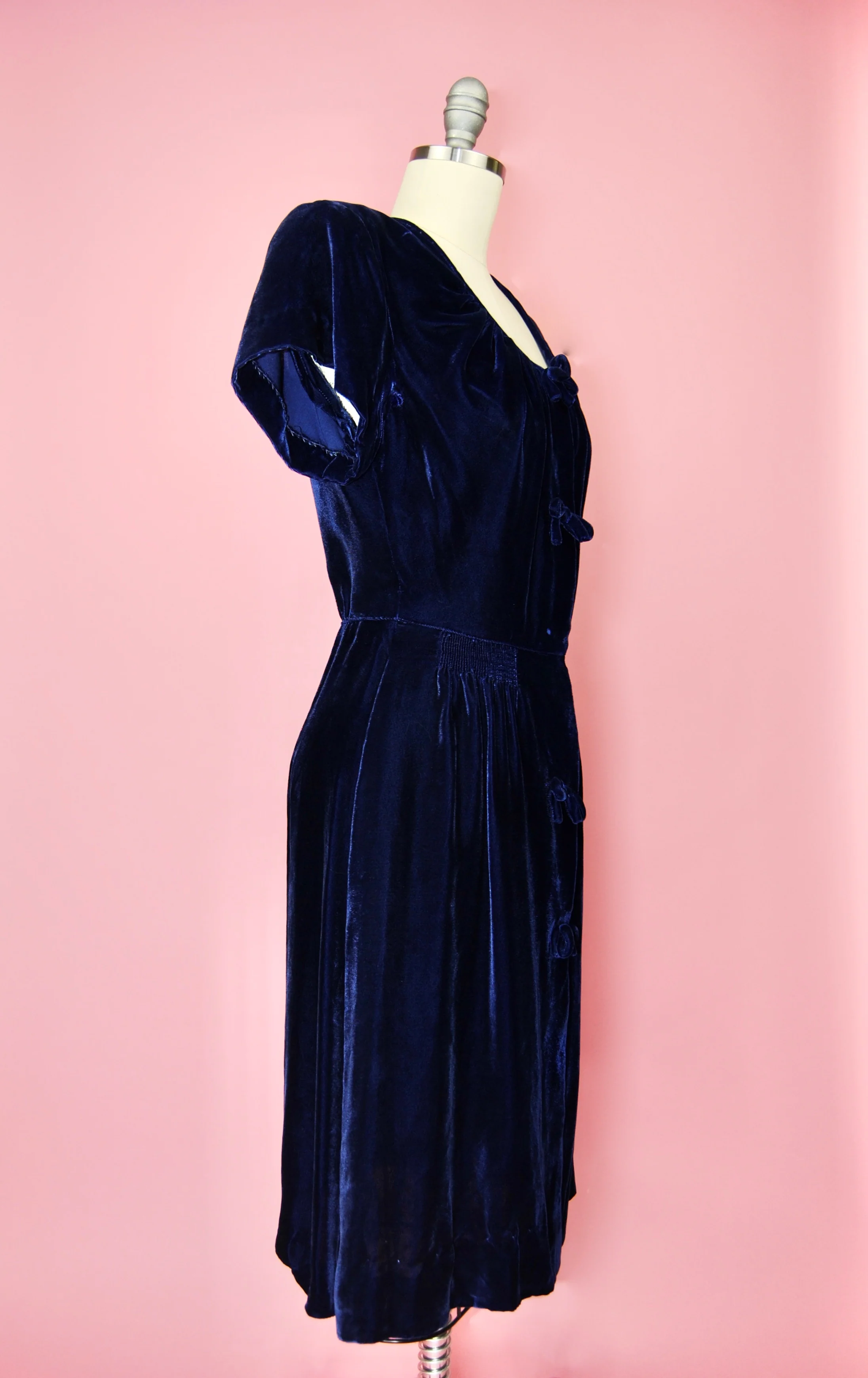 40s Saphire Blue Velvet Holiday Party Dress By Ellen Kaye - Image 13