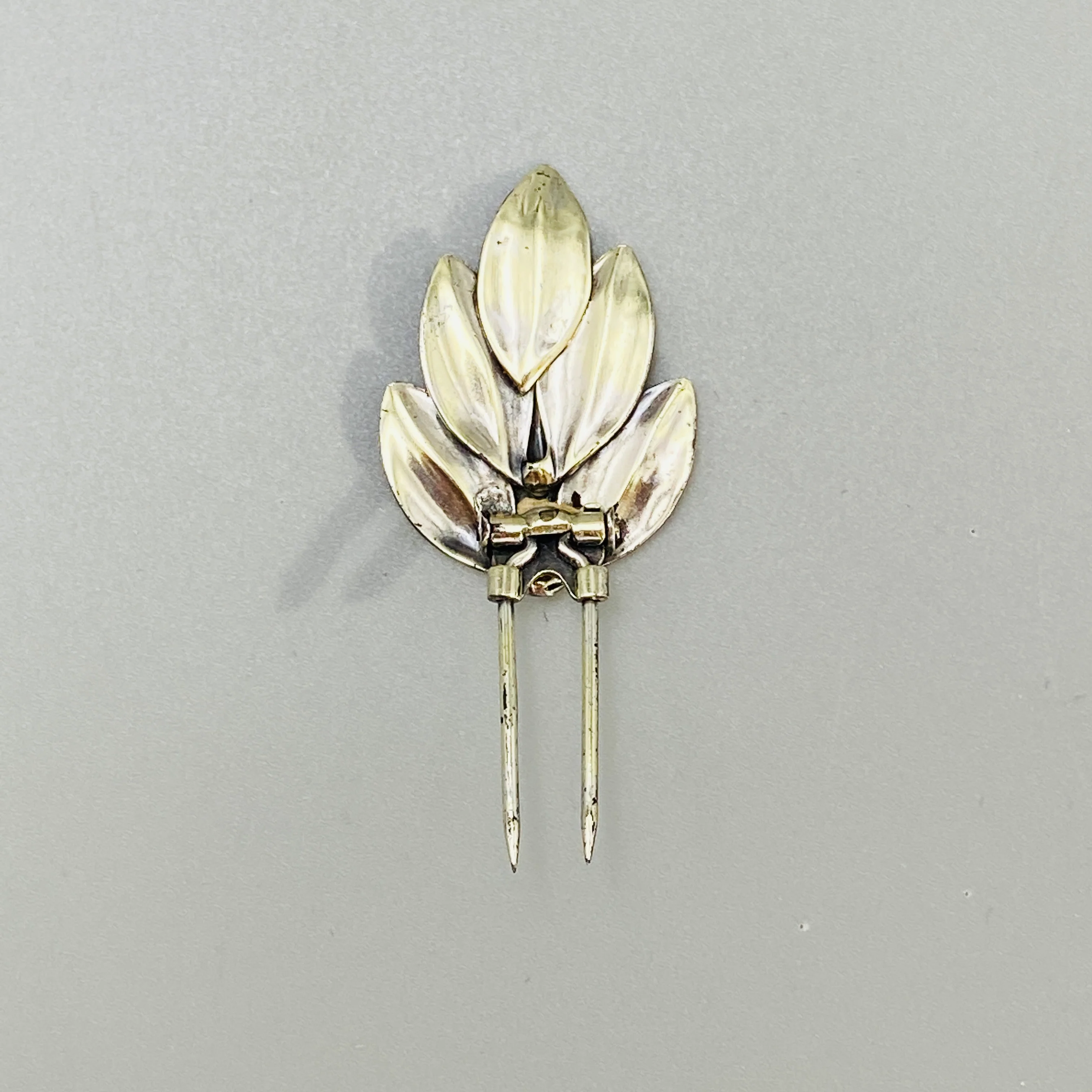 40s Sterling Silver Fur Clip Leaf Motif By Napier - Image 12