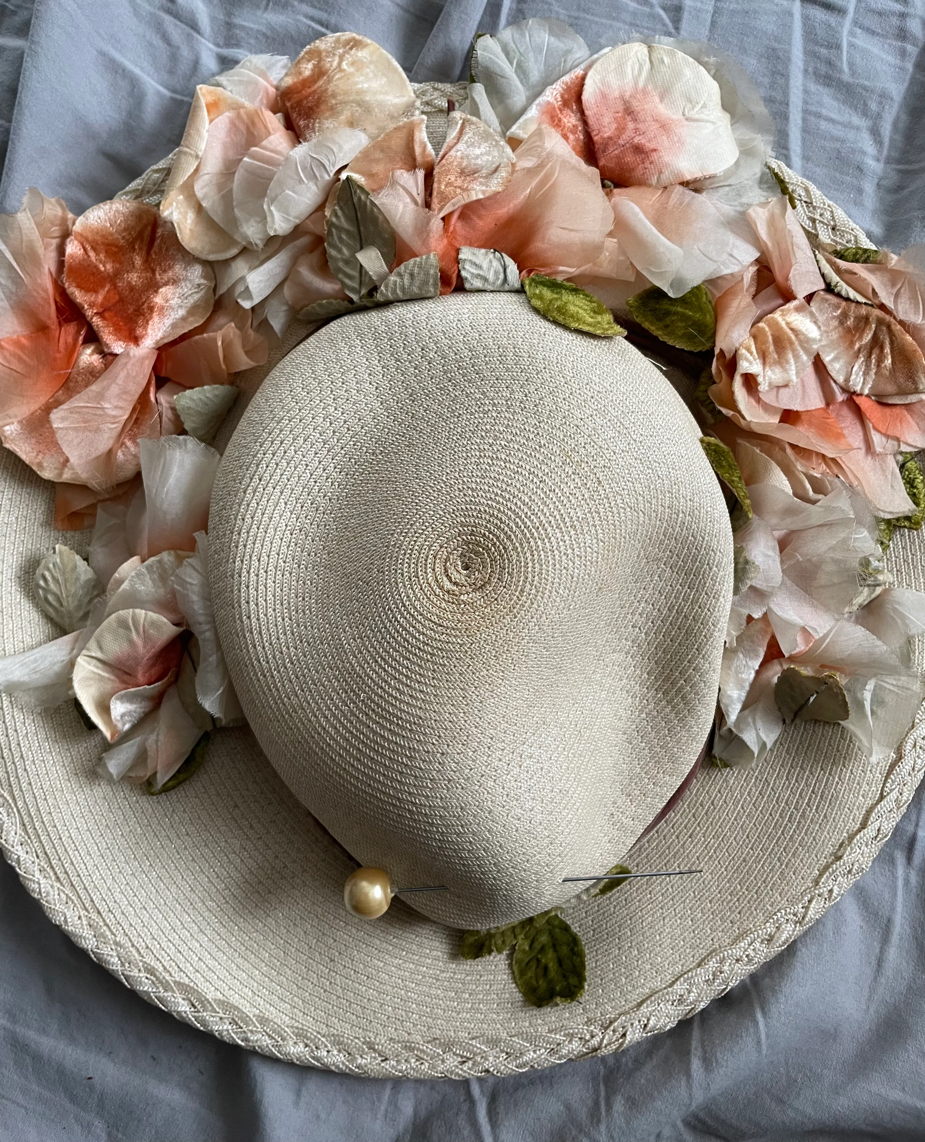 40s Straw Floral Tilt Hat - Image 5