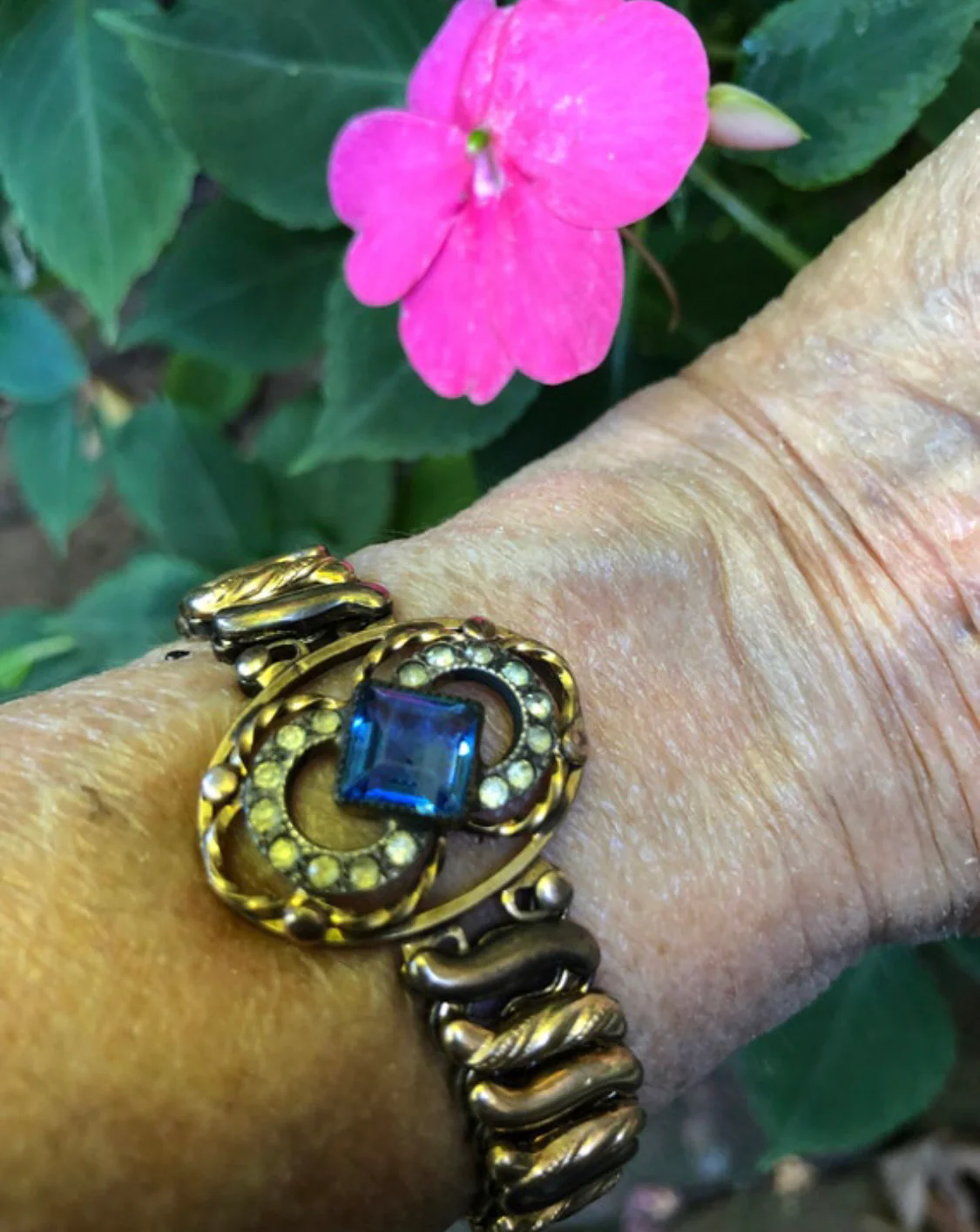 40s Sweetheart Expansion Bracelet - Image 3