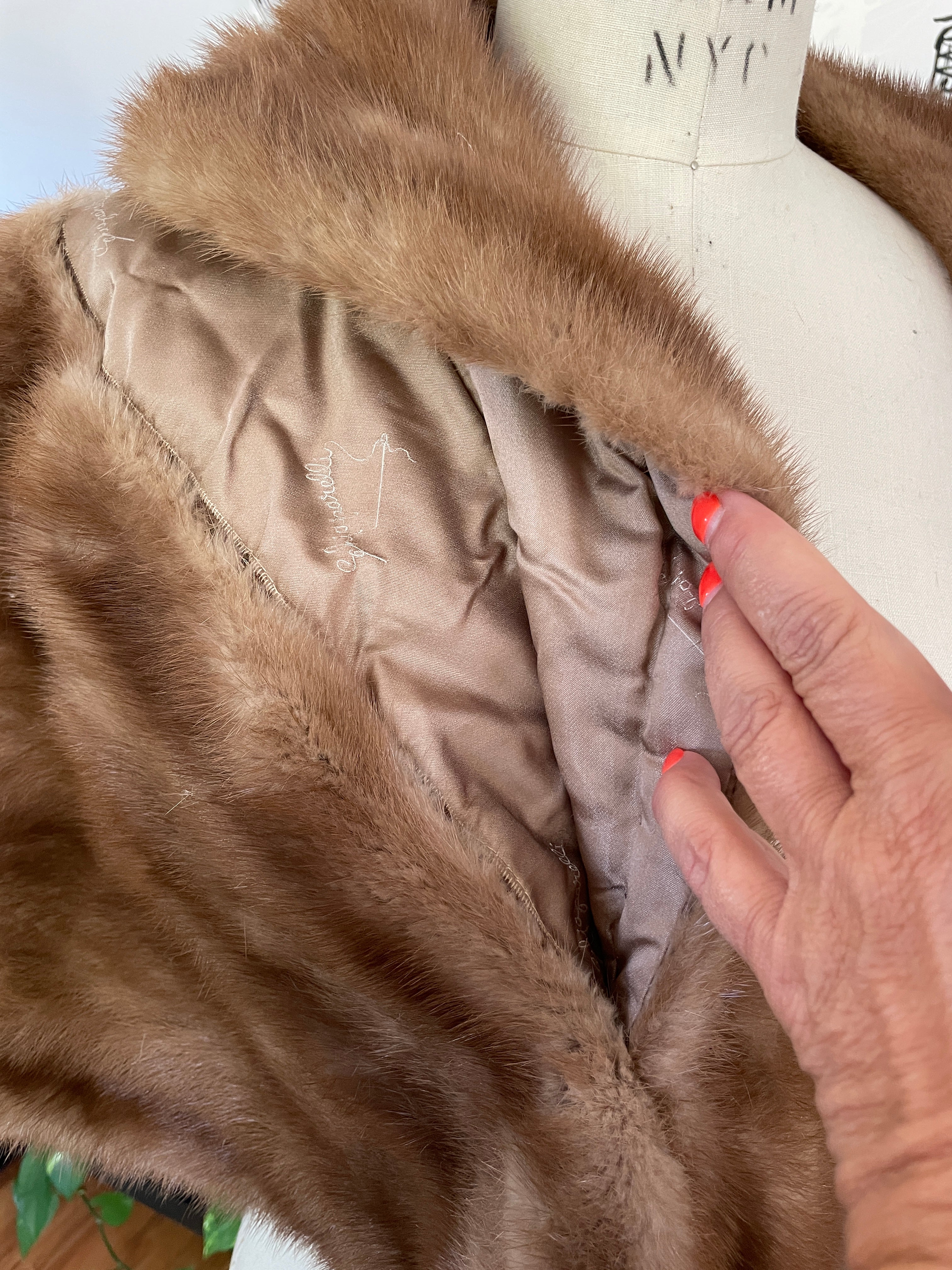 40s Vintage Mink Stole Shrug Shawl By Schiaparelli - Image 6