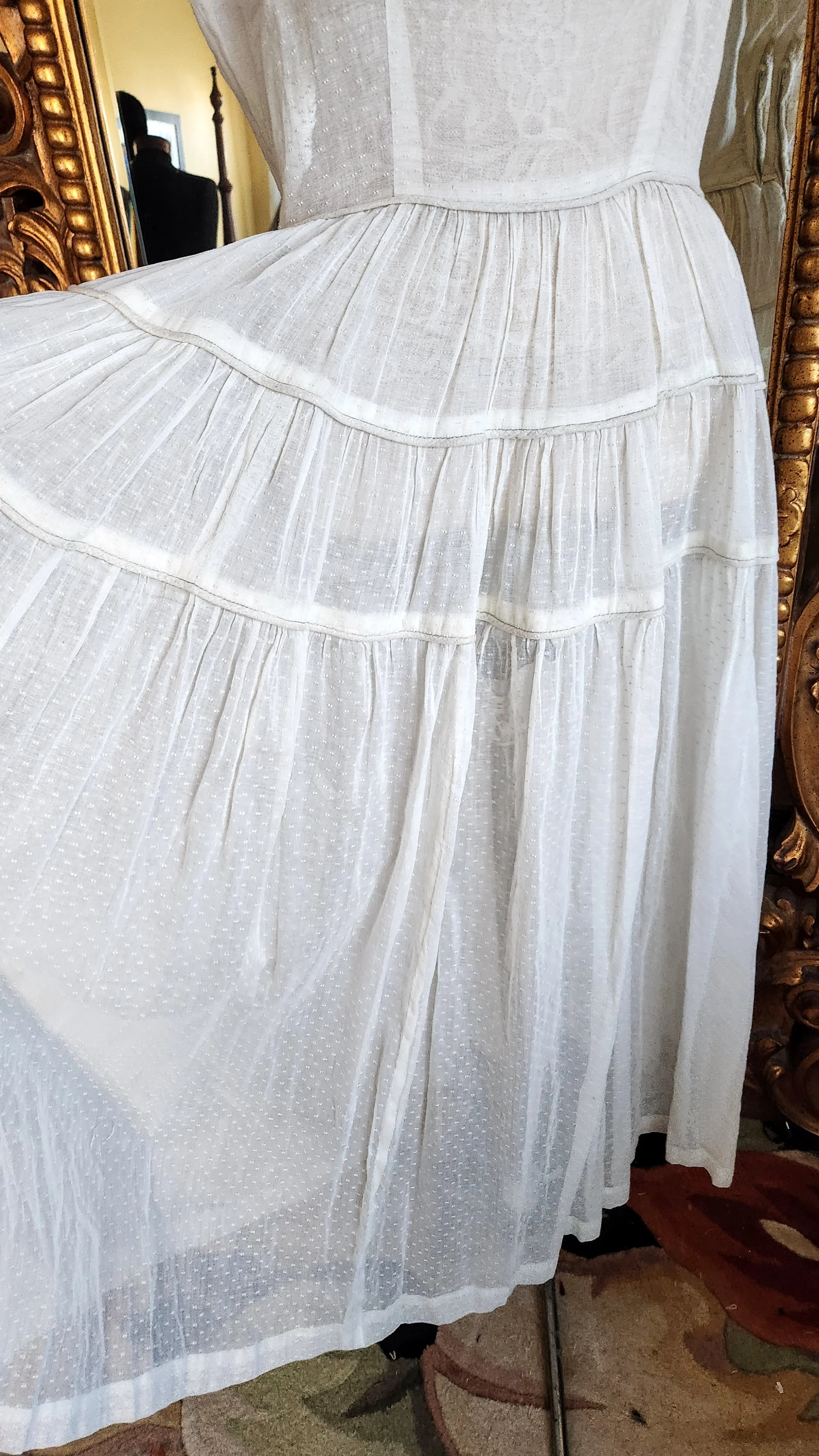 40s White Cotton Swiss Dot Tiered Skirt Dress - Image 5