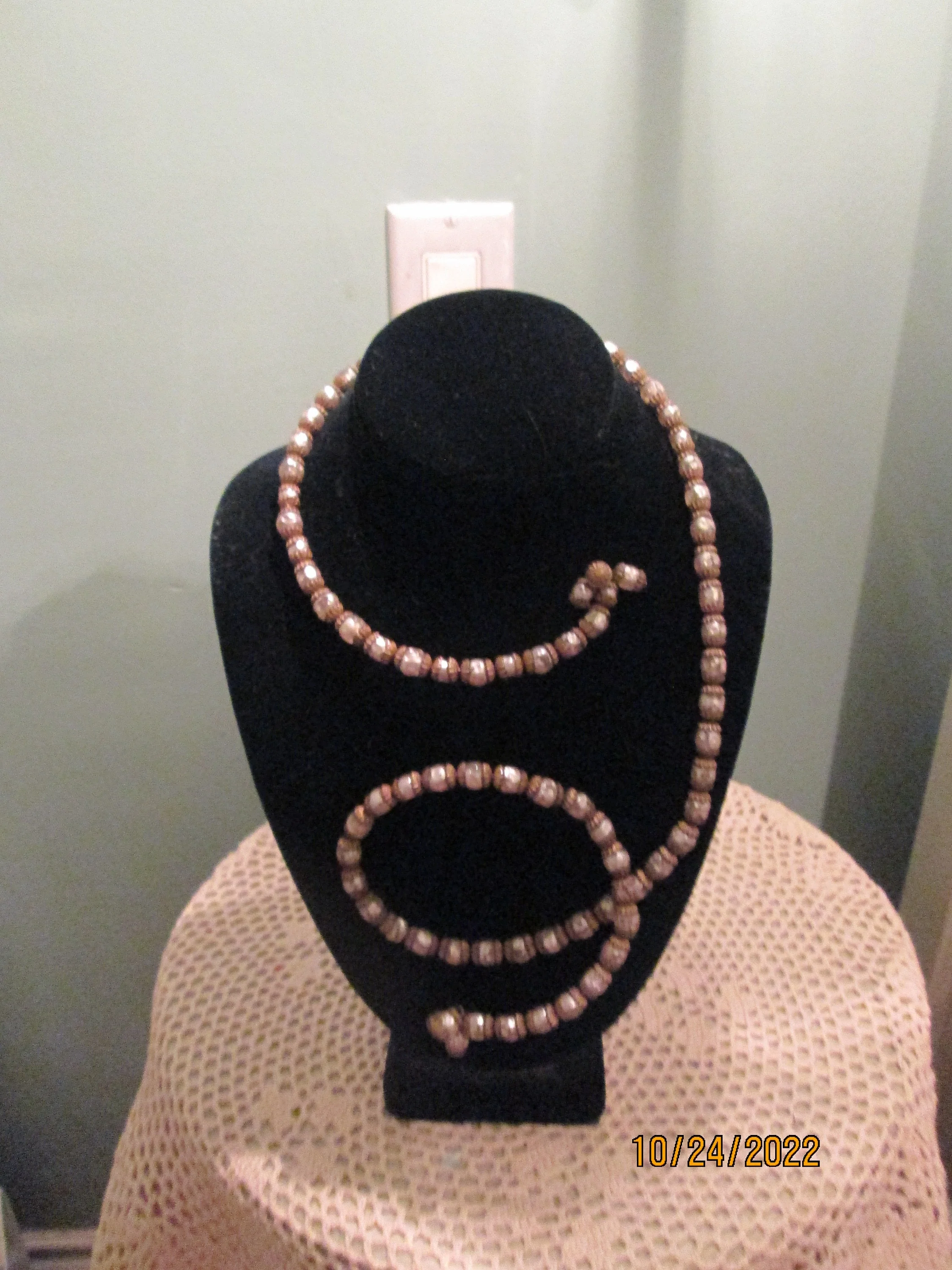 40s Wrap Around Choker Faux Pearl Gold Haskell Style Necklace - Image 5