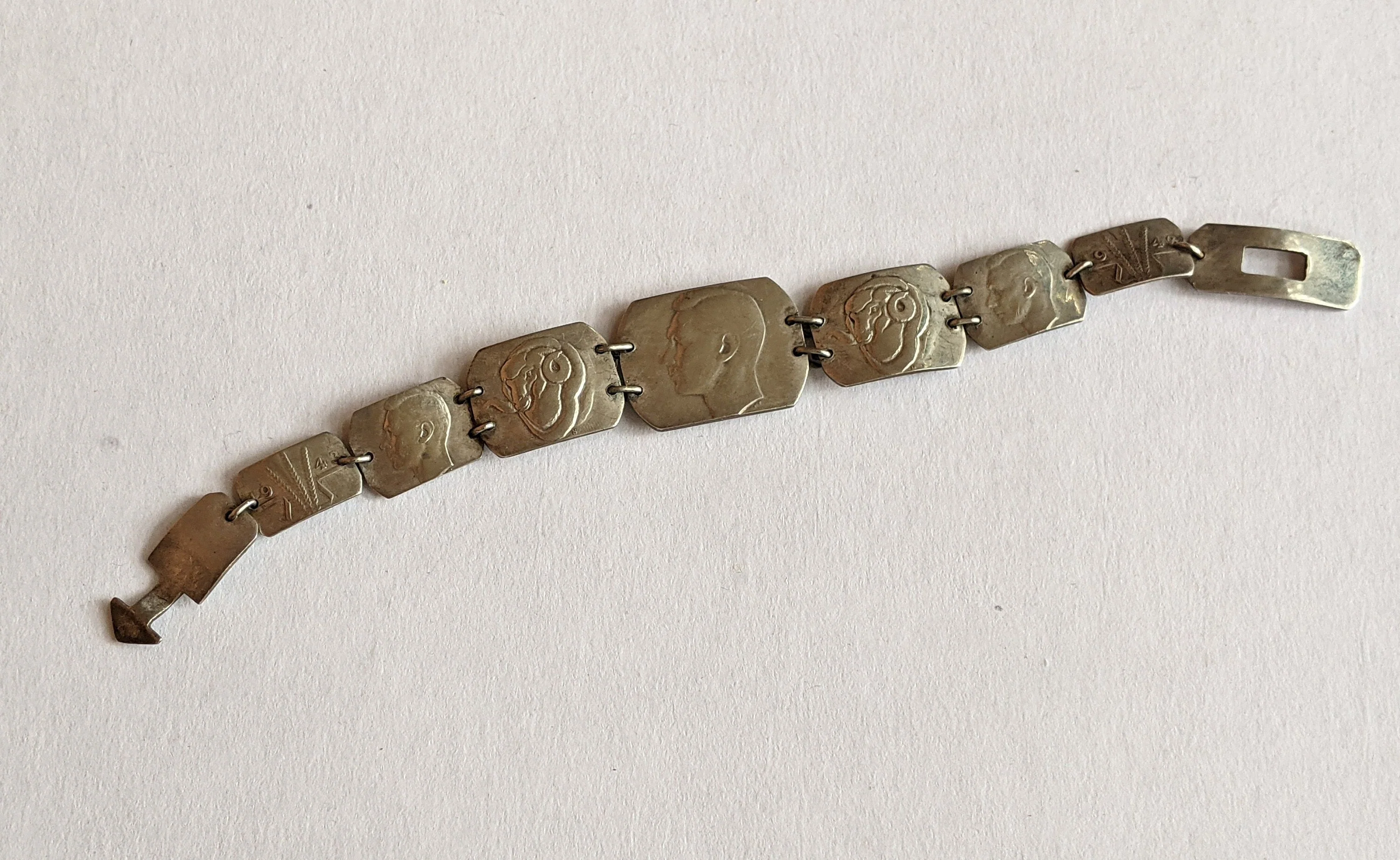 40s Wwii Trench Art Silver Coin Bracelet Vintage Sweetheart Jewelry - Image 2