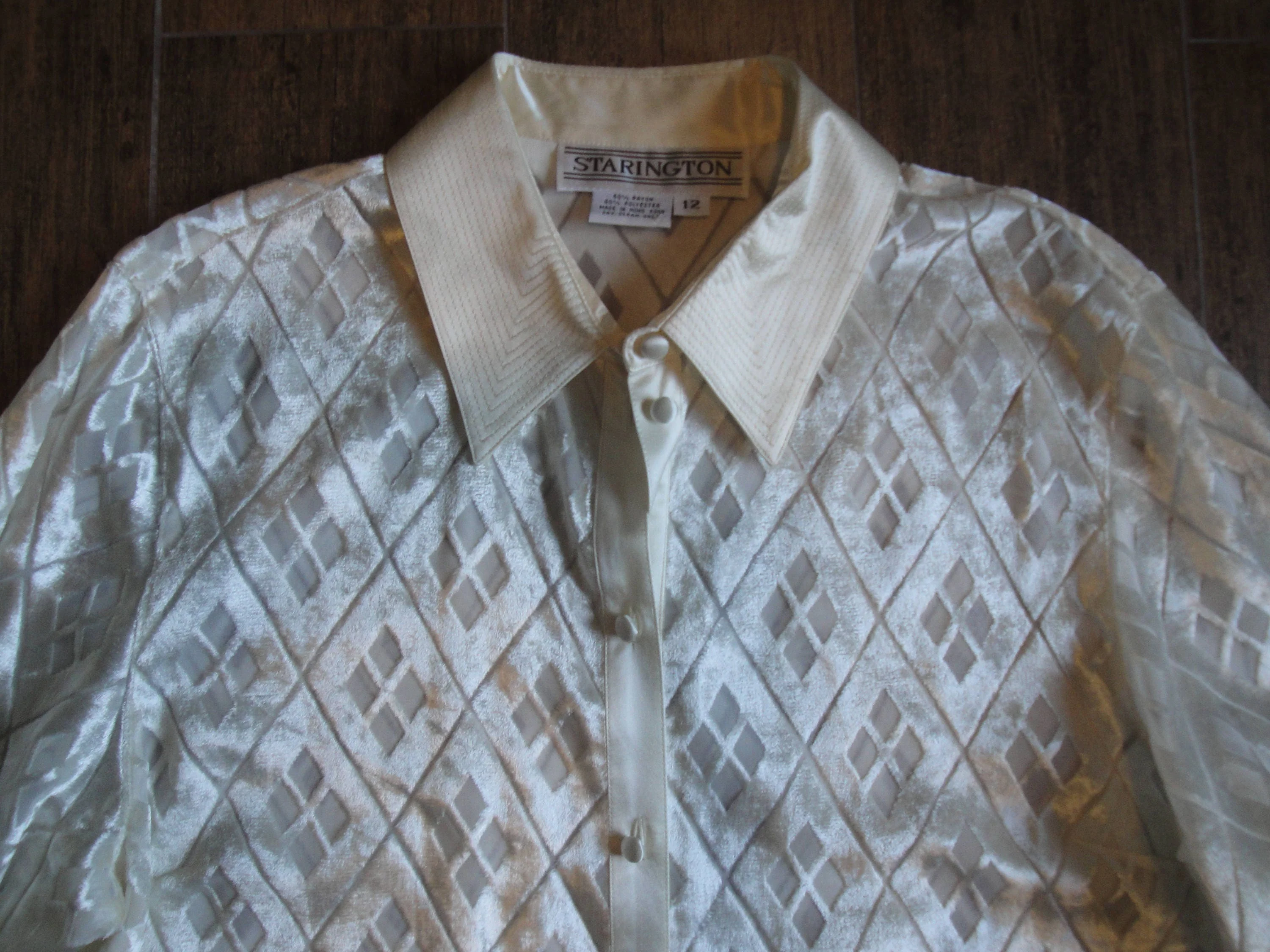 43 Bust Unworn Blouse Paper Tag Cream Panne Velvet, Fold Down Collar, Button Front, Cuff Links, Long Sleeve, Made Hong Kong by Starington - Image 3
