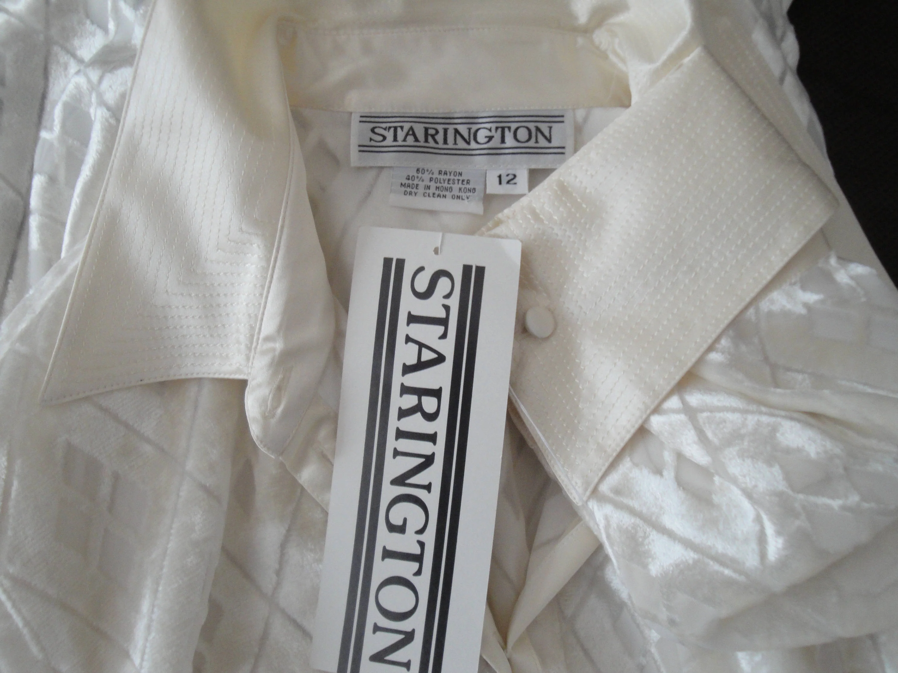 43 Bust Unworn Blouse Paper Tag Cream Panne Velvet, Fold Down Collar, Button Front, Cuff Links, Long Sleeve, Made Hong Kong by Starington - Image 8
