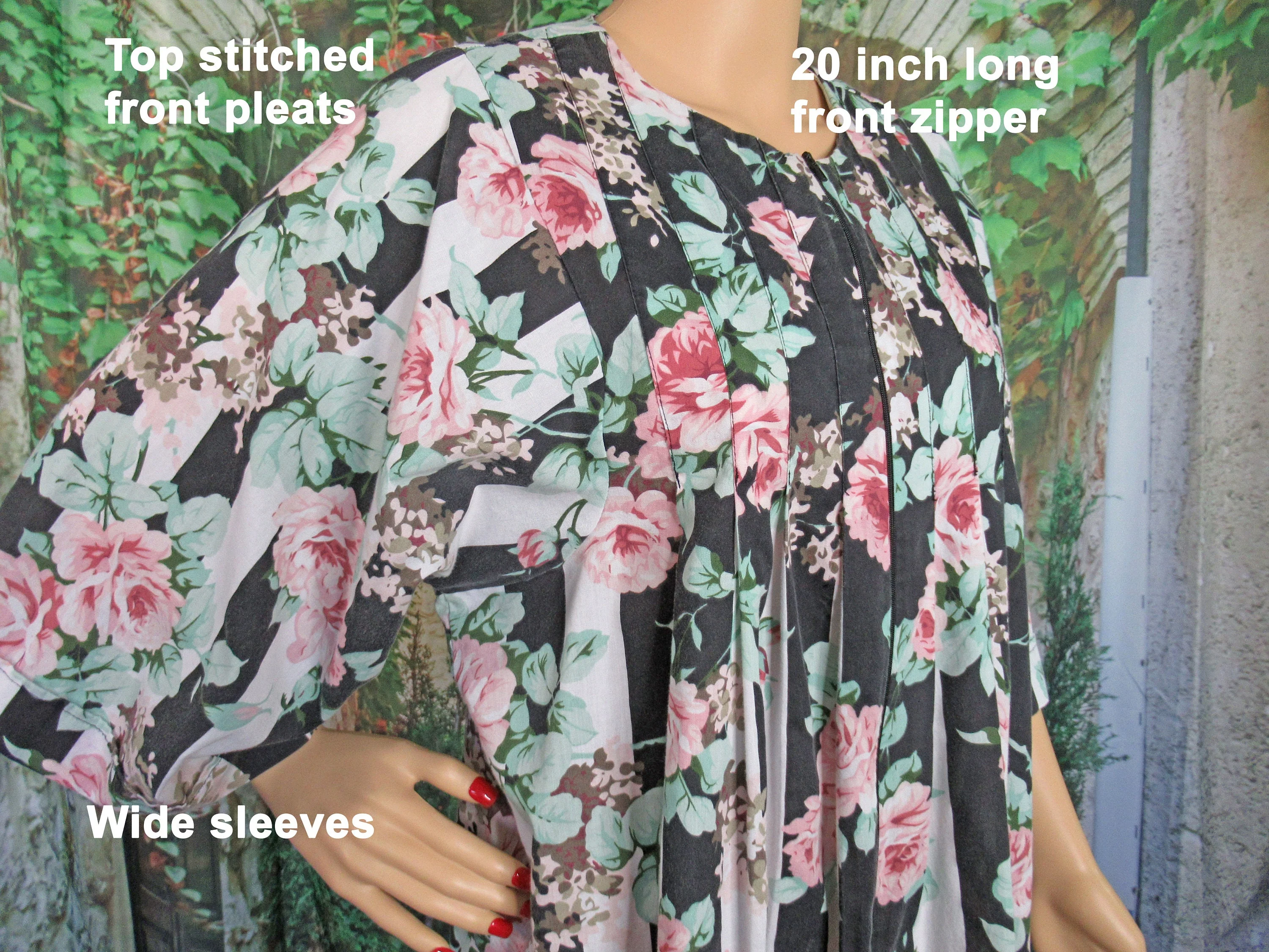 44 Bust Long Robe / Caftan Anthony Richards Cotton/polyester Stripe and Floral Print, Front Zipper, Top Stitched Pleats, 2 Hidden Pockets - Image 3