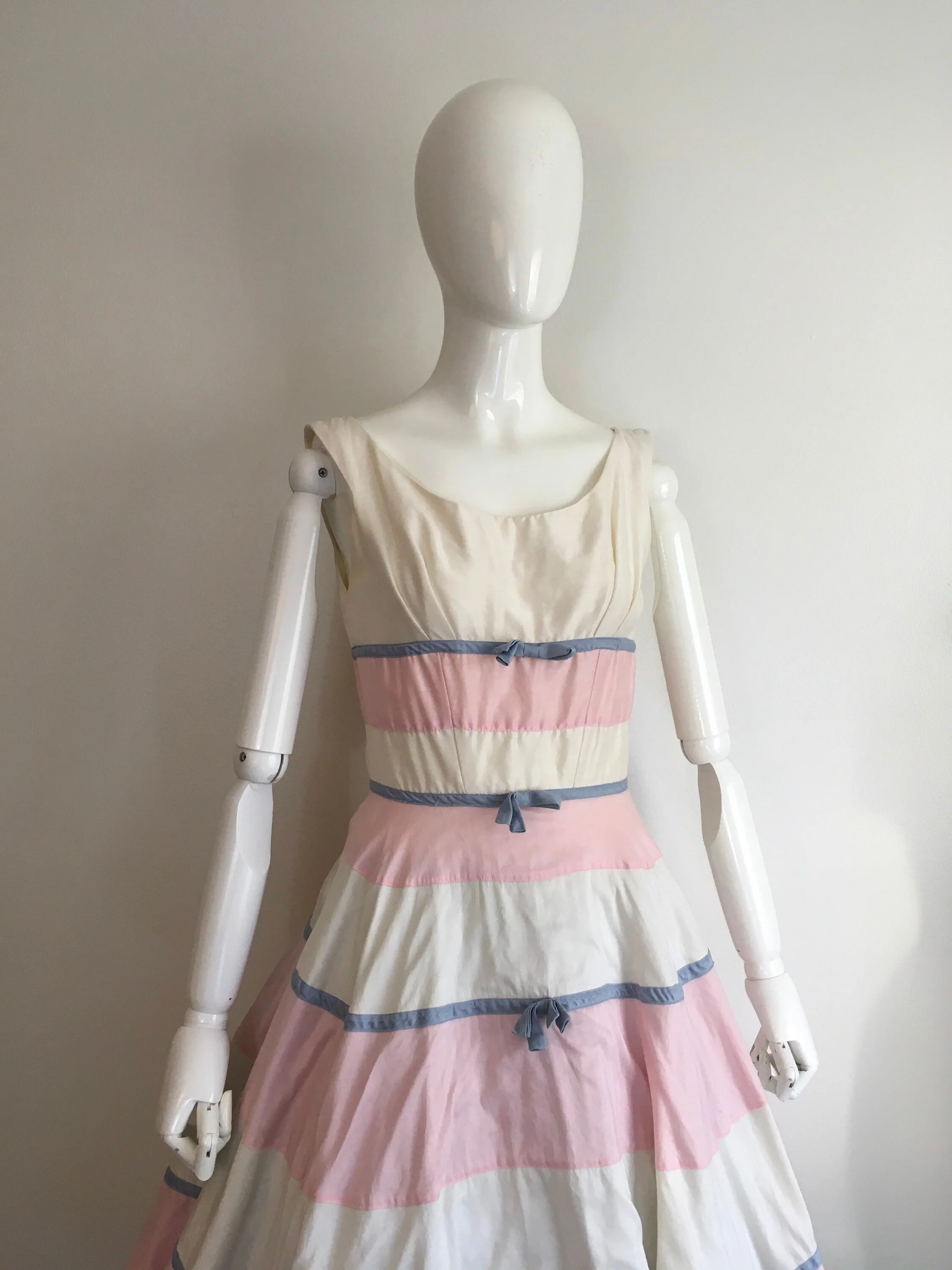 50’s Pastel Bow Party Dress by Suzy Perette - Image 4
