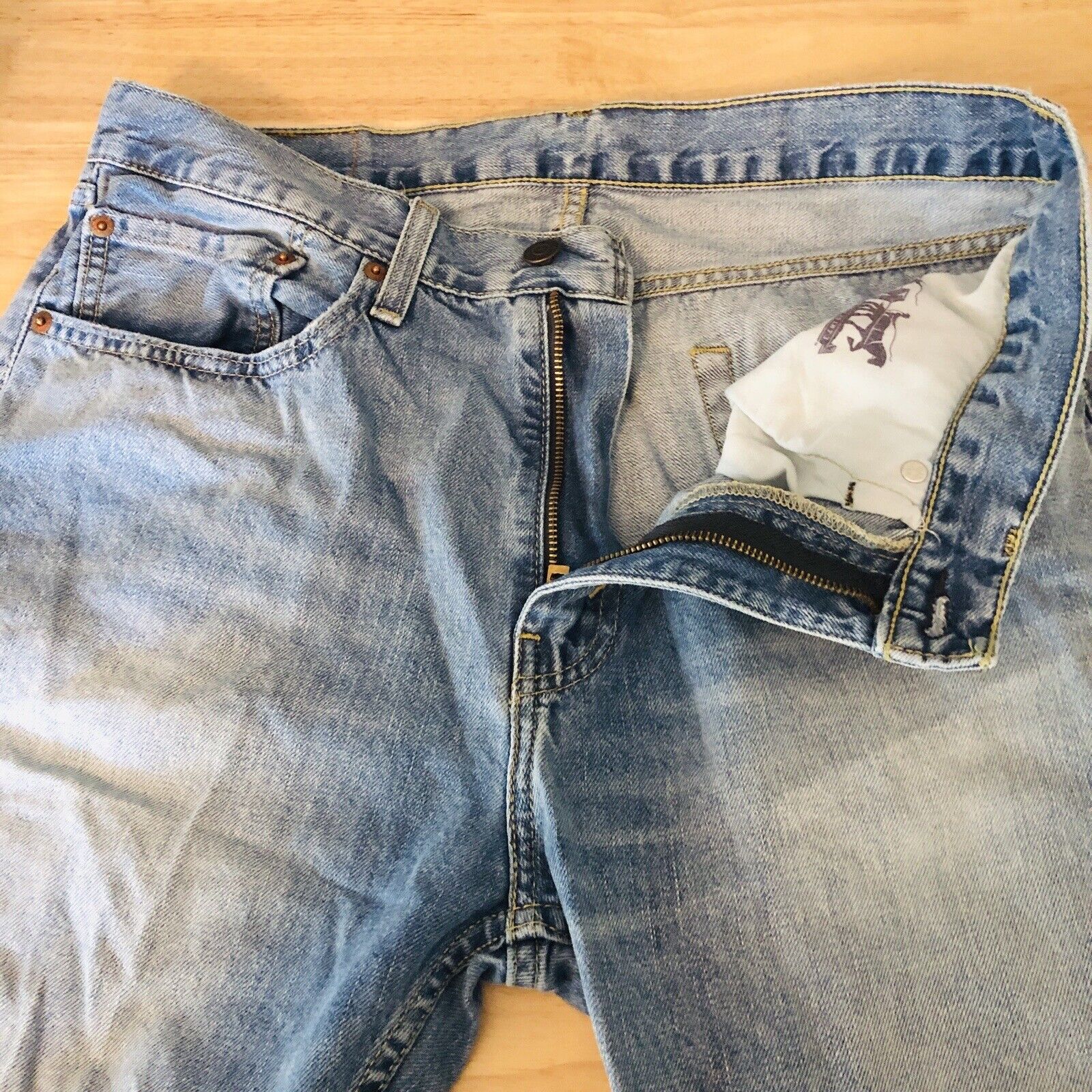 505 Men's Jeans 34 X 34 Regular Fit Straight Leg Light Blue Denim Red Tab by Levi's - Image 8