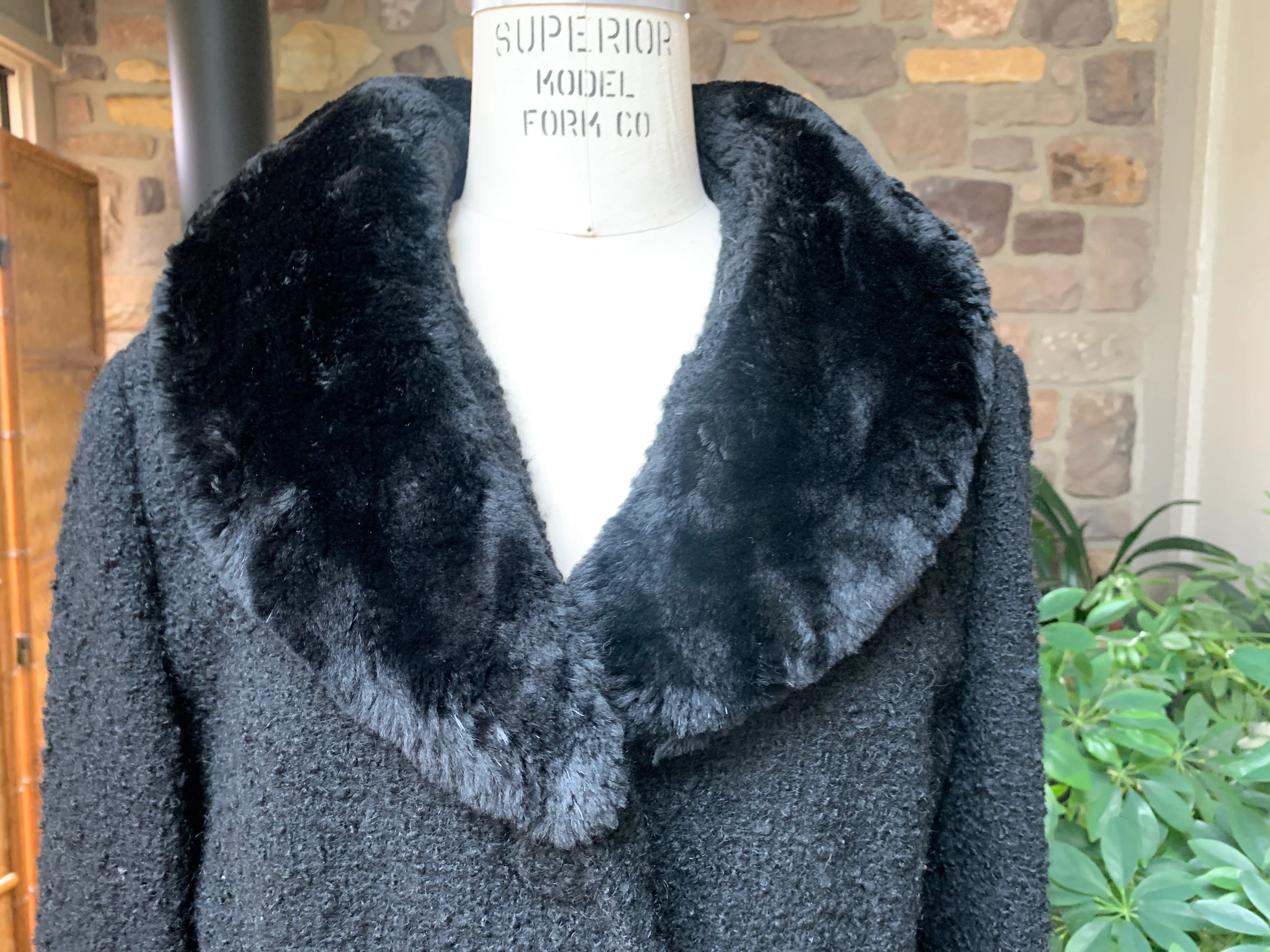 50s/60s Black Boucle Wool Fur Collar And Cuffs Jacket By Jack Feit - Image 3