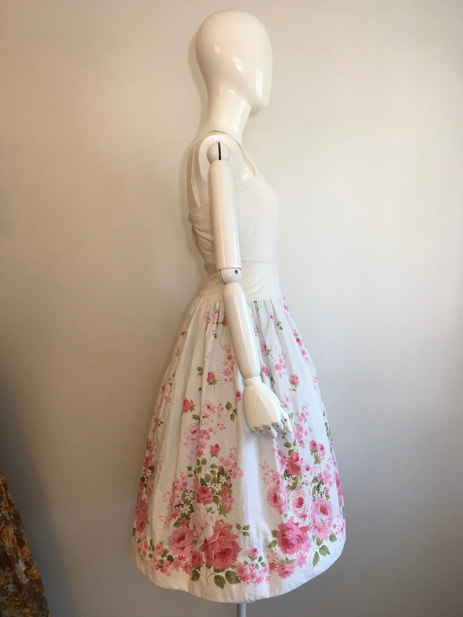 50's/60's Border Print Rose Dress - Image 3