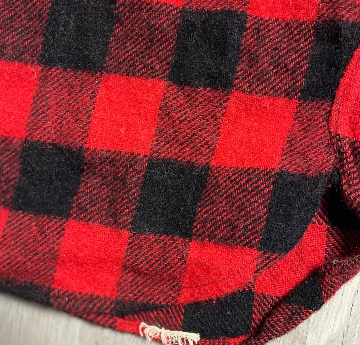 50s/60s Buffalo Plaid Wool Flannel Shacket Worn Wear By Workmaster Spiegel - Image 4