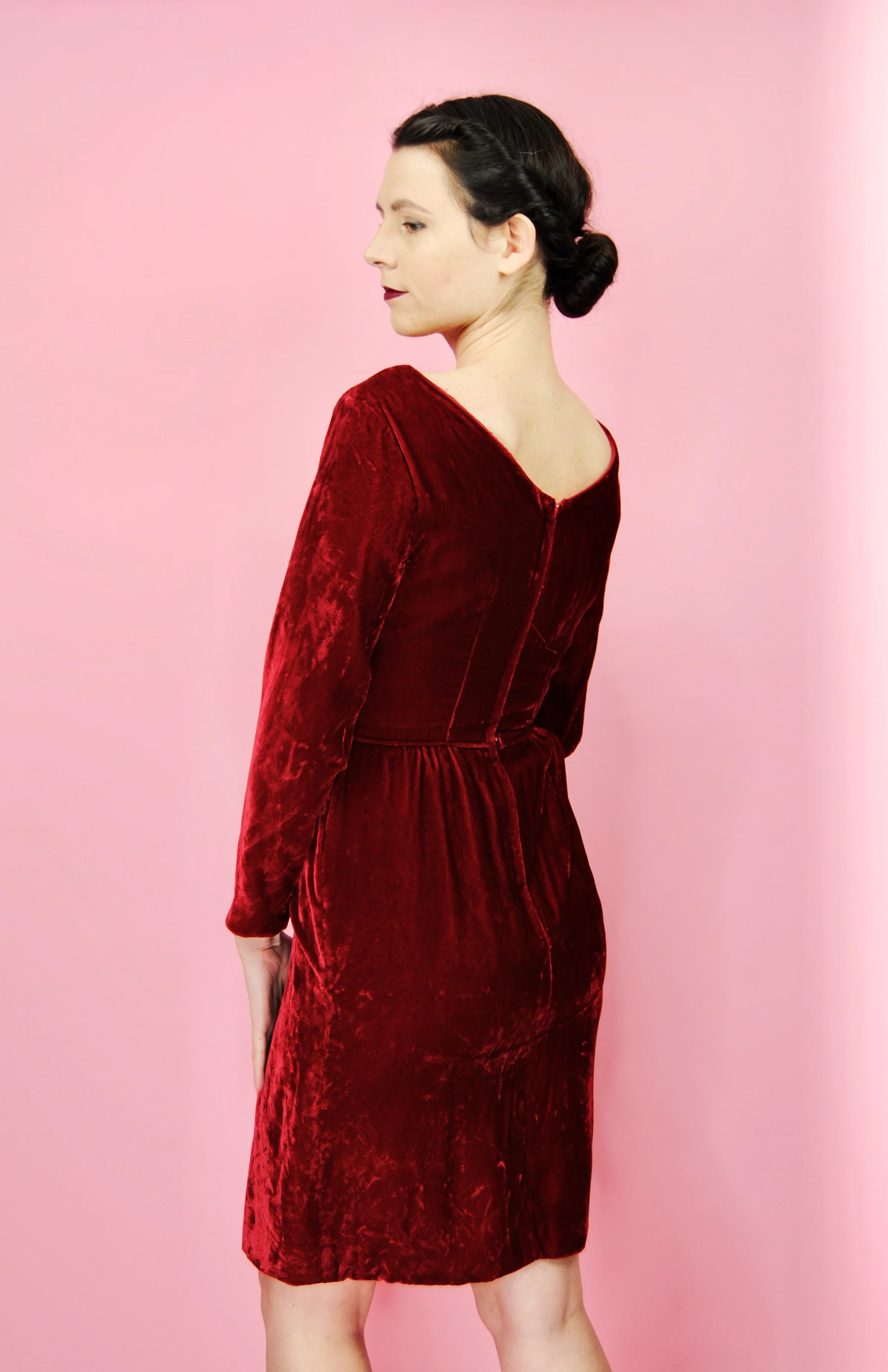 50s/60s Crushed Red Velvet Cocktail Holiday Dress - Image 8