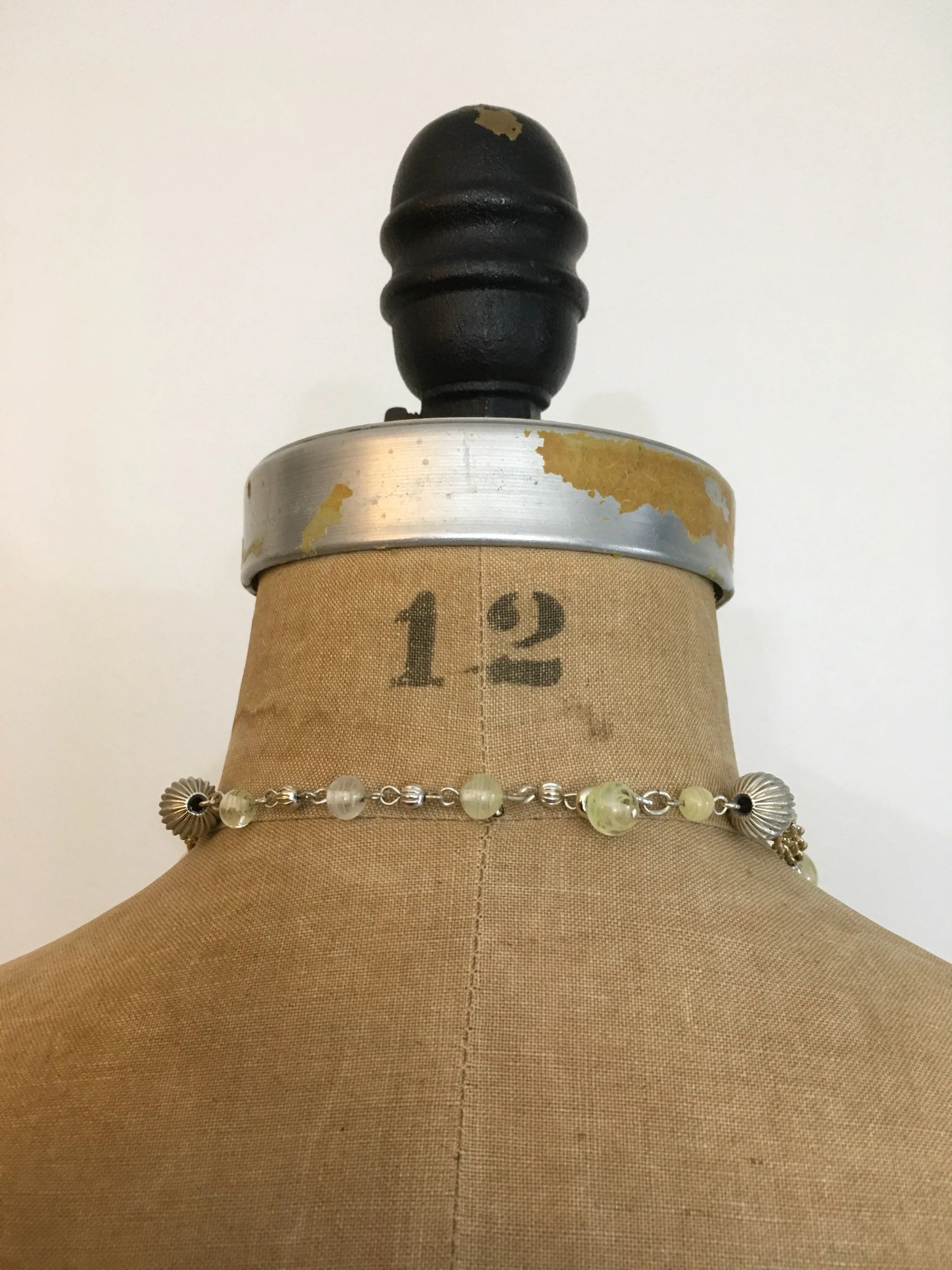 50's/60's Double Strand Gold and Green Glass Beaded Necklace - Image 3