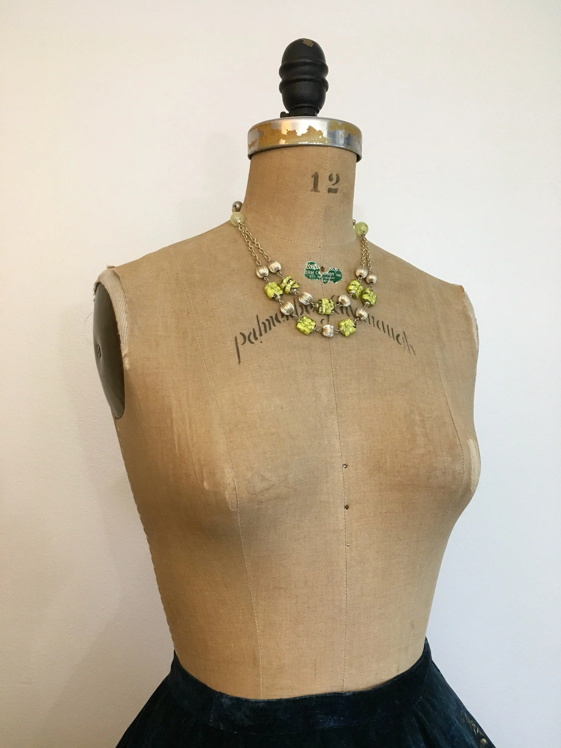 50's/60's Double Strand Gold and Green Glass Beaded Necklace - Image 4
