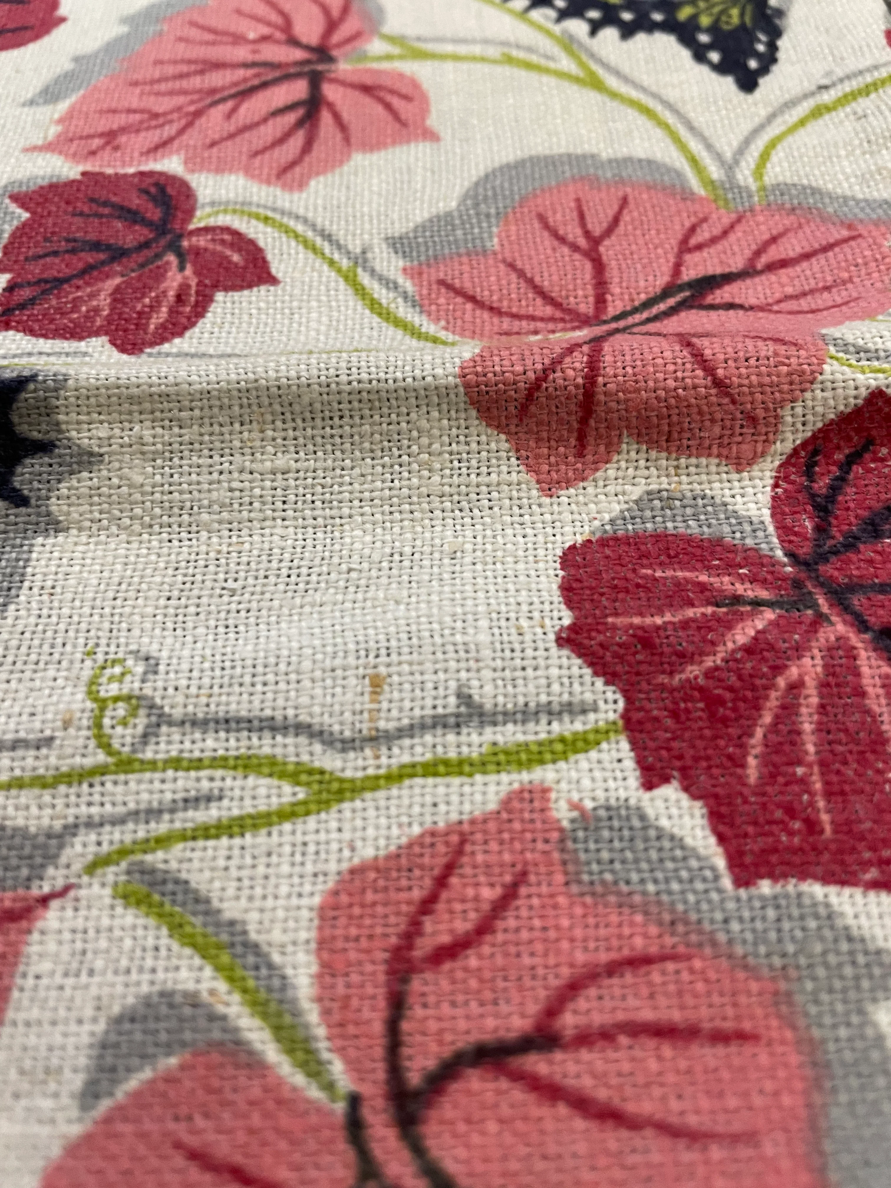 50s/60s Floral Butterfly Dining Room Table Runner Burgundy - Image 3