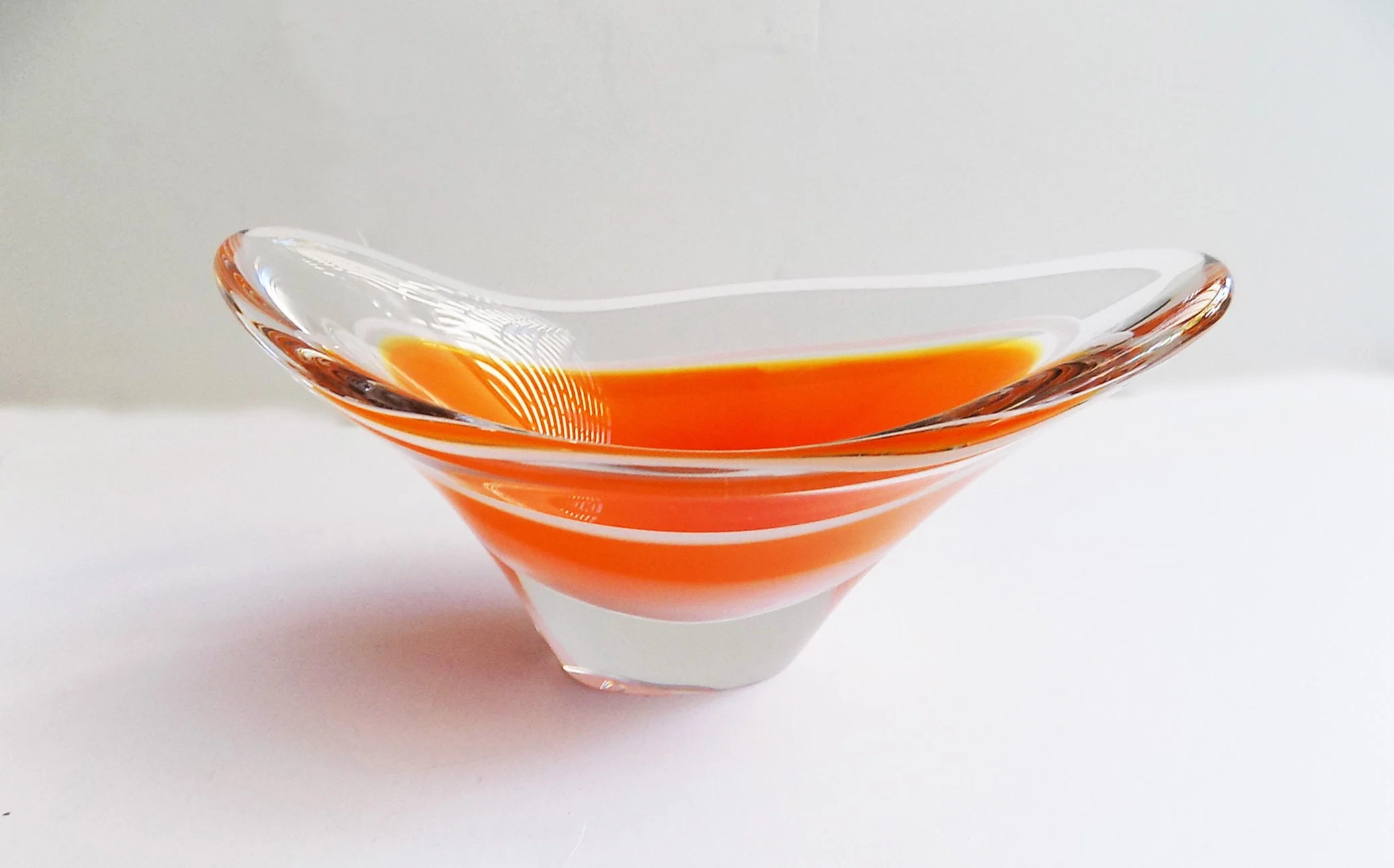 50s 60s Flygsfors Art Glass From Sweden Coquilledesigned by Paul Kedelv 6. 25" X 3. 25" X 3" - Image 2