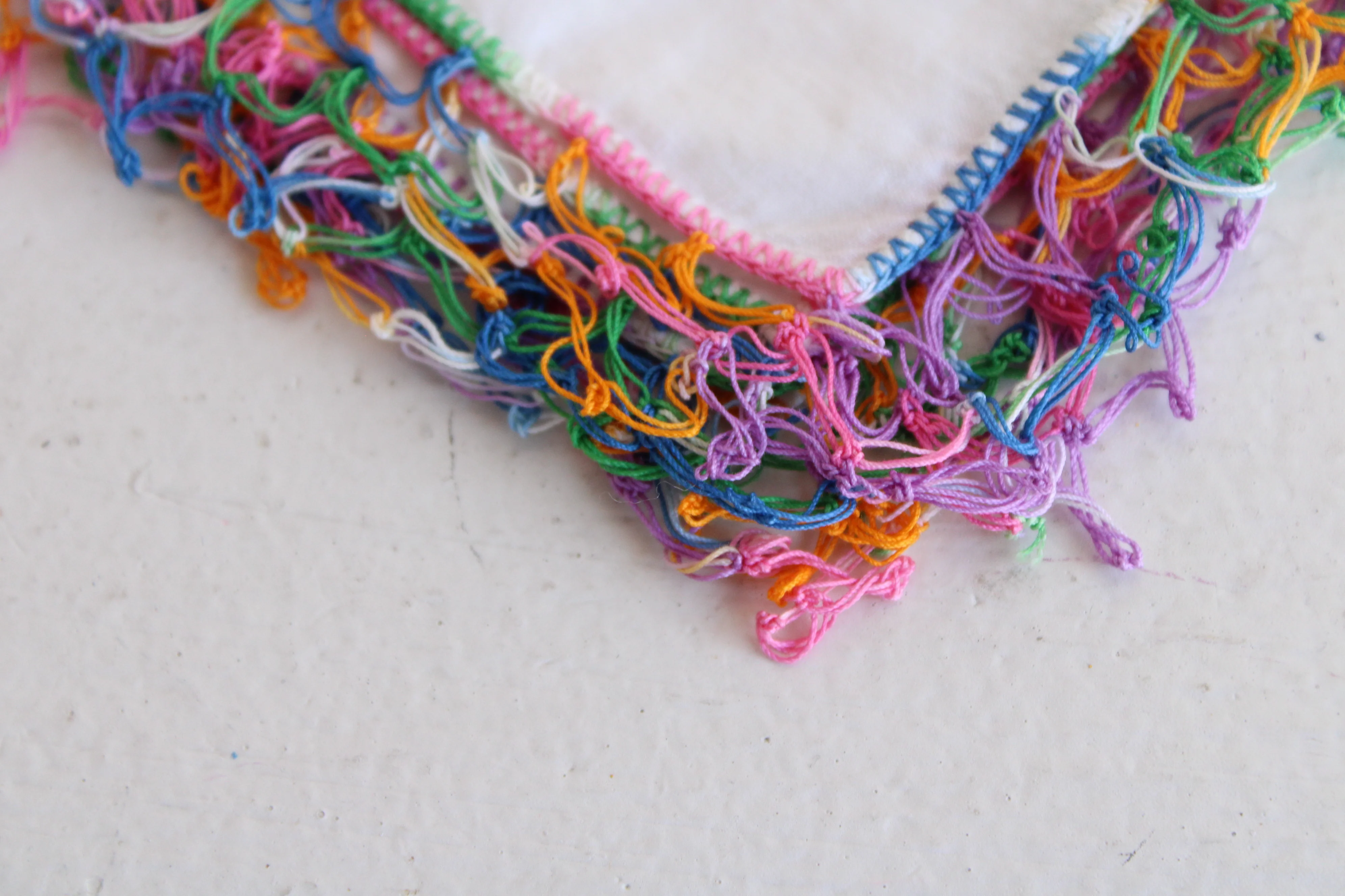 50s/60s Handkerchief With Rainbow Crochet Trim - Image 5
