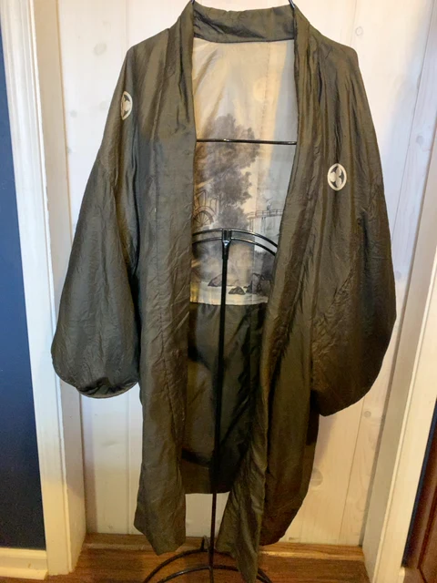 50s/60s Handpainted Silk Robe Beautiful Detail One Size - Image 5
