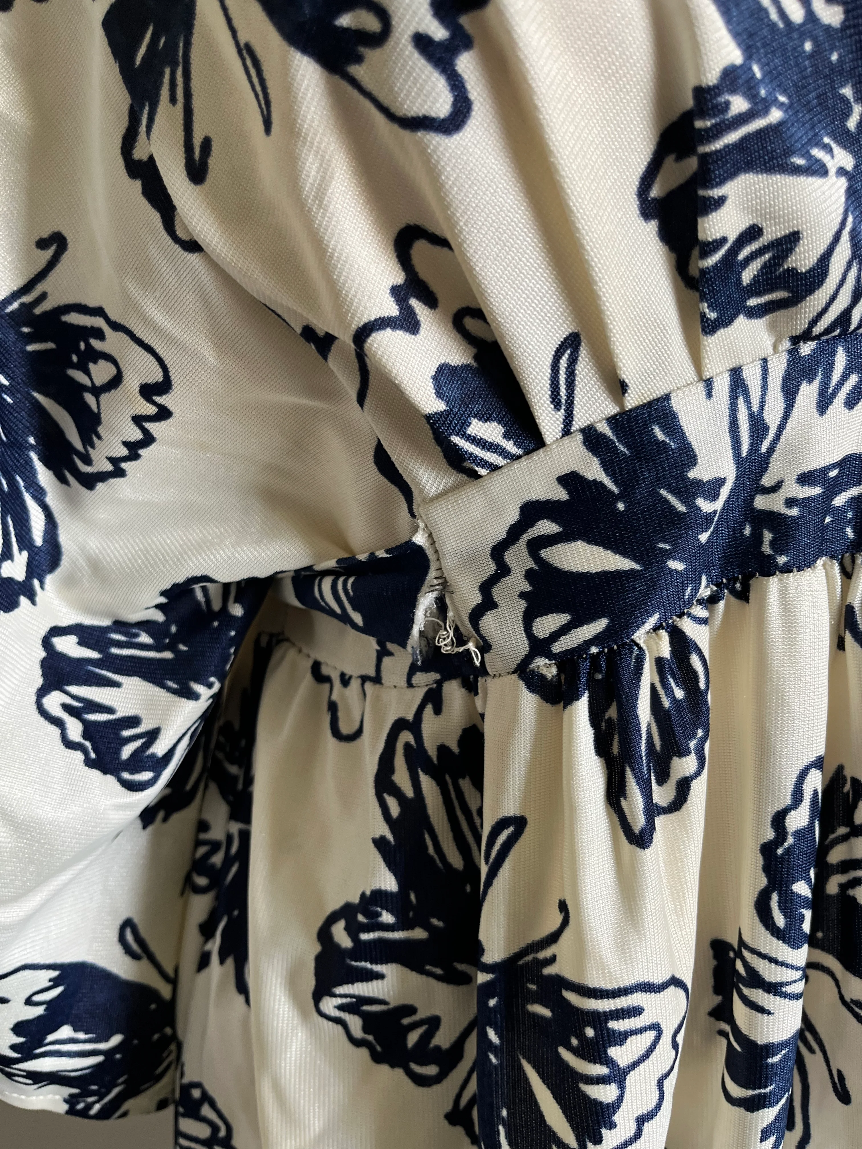 50s/60s Homemade Butterfly Print Empirewaist Dress - Image 4