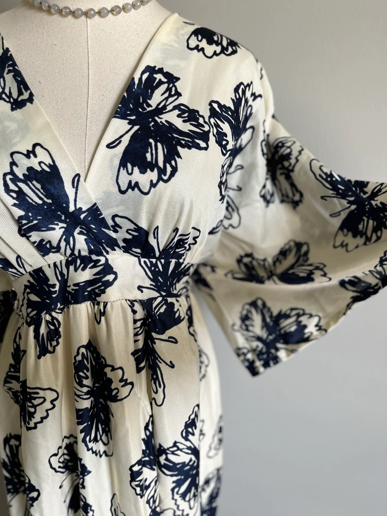 50s/60s Homemade Butterfly Print Empirewaist Dress - Image 5