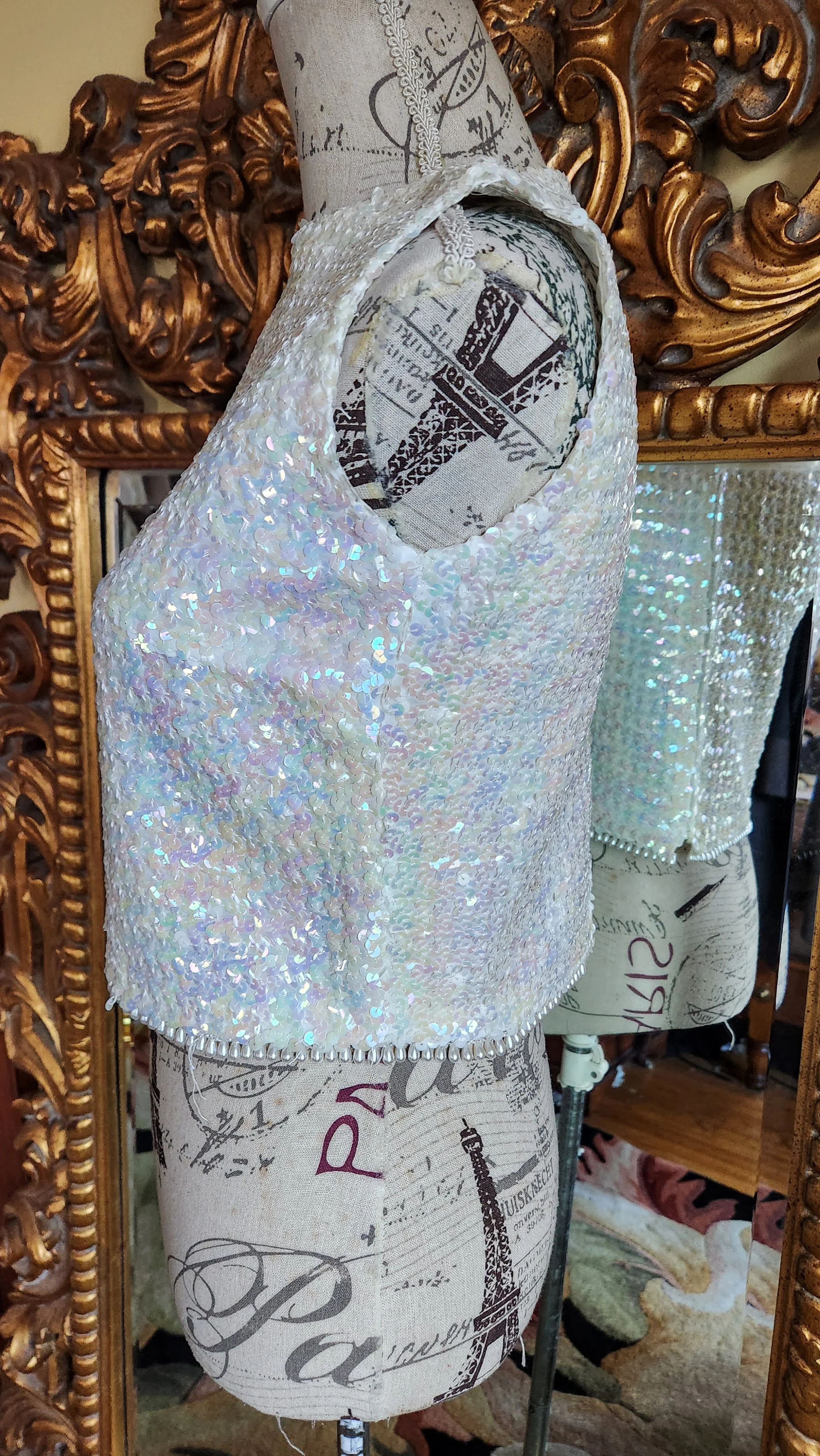 50s/60s Irridescent White Sequin Back Zip Top With Pearls - Image 3