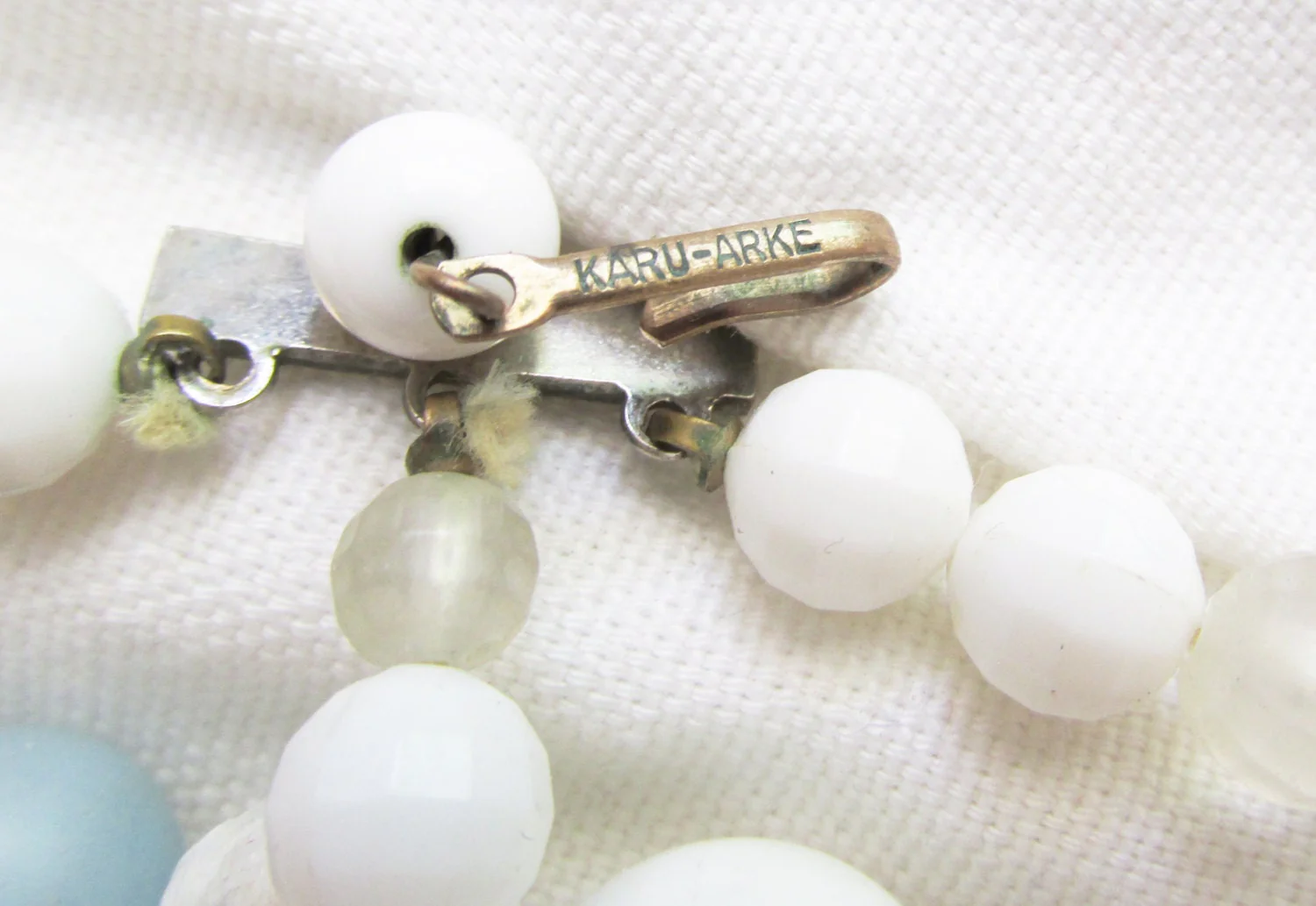 50s 60s Karu Arke Fifth Avenue Designer Three Strand Necklace In Pale Blue and White Mrs. Maisel - Image 3