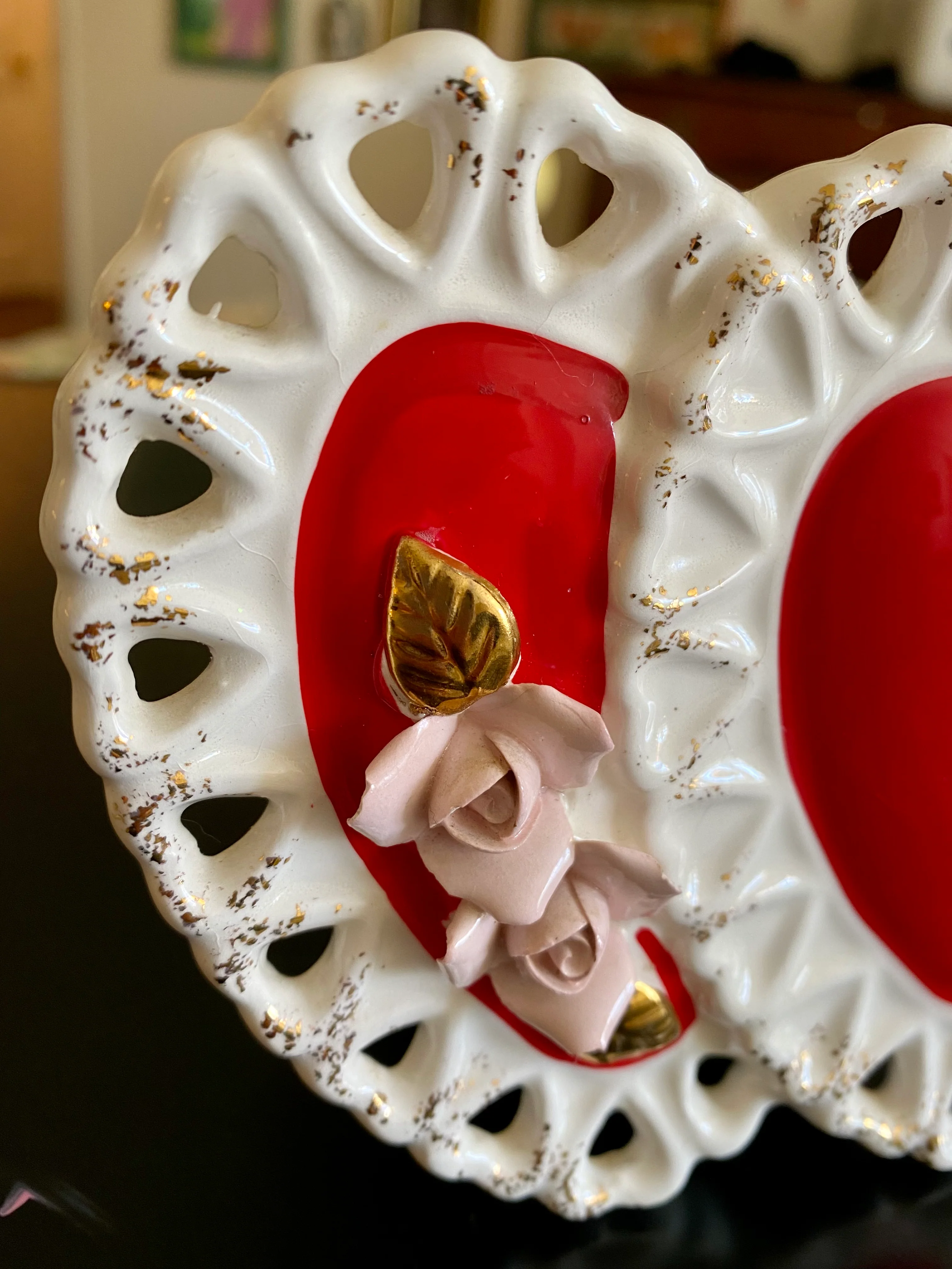 50s/60s Mcm Valentine's Heart Planter W Gold Trim 5154 by Sampson Import Co - Image 5