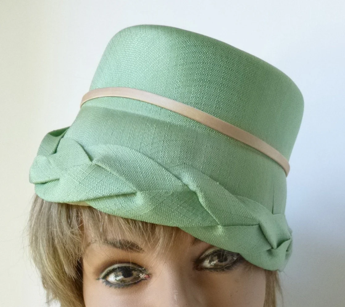 50s 60s Mod Pale Green Straw Turban - Image 2