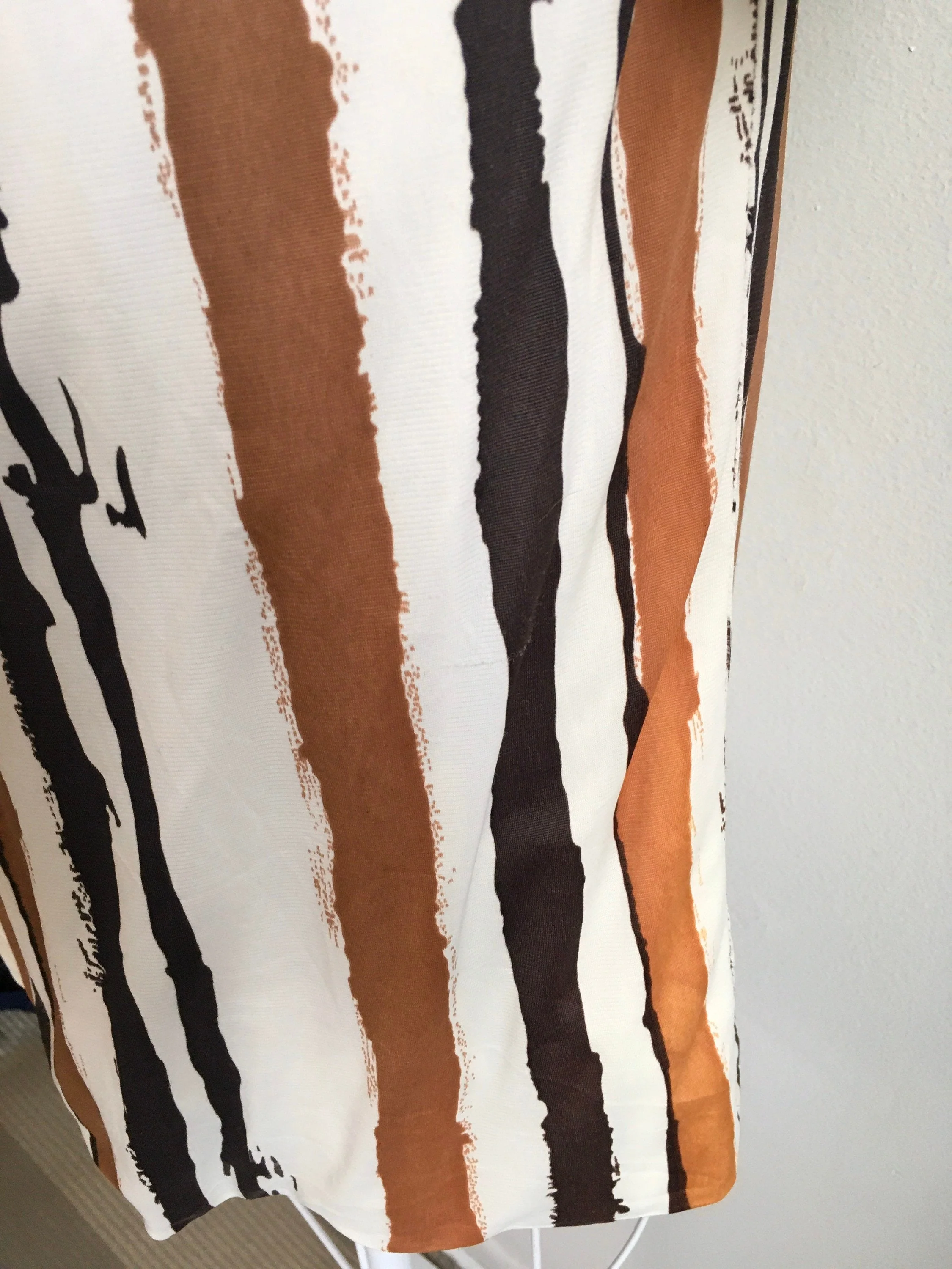 50's/60's Painterly Stripe Wiggle Dress - Image 6