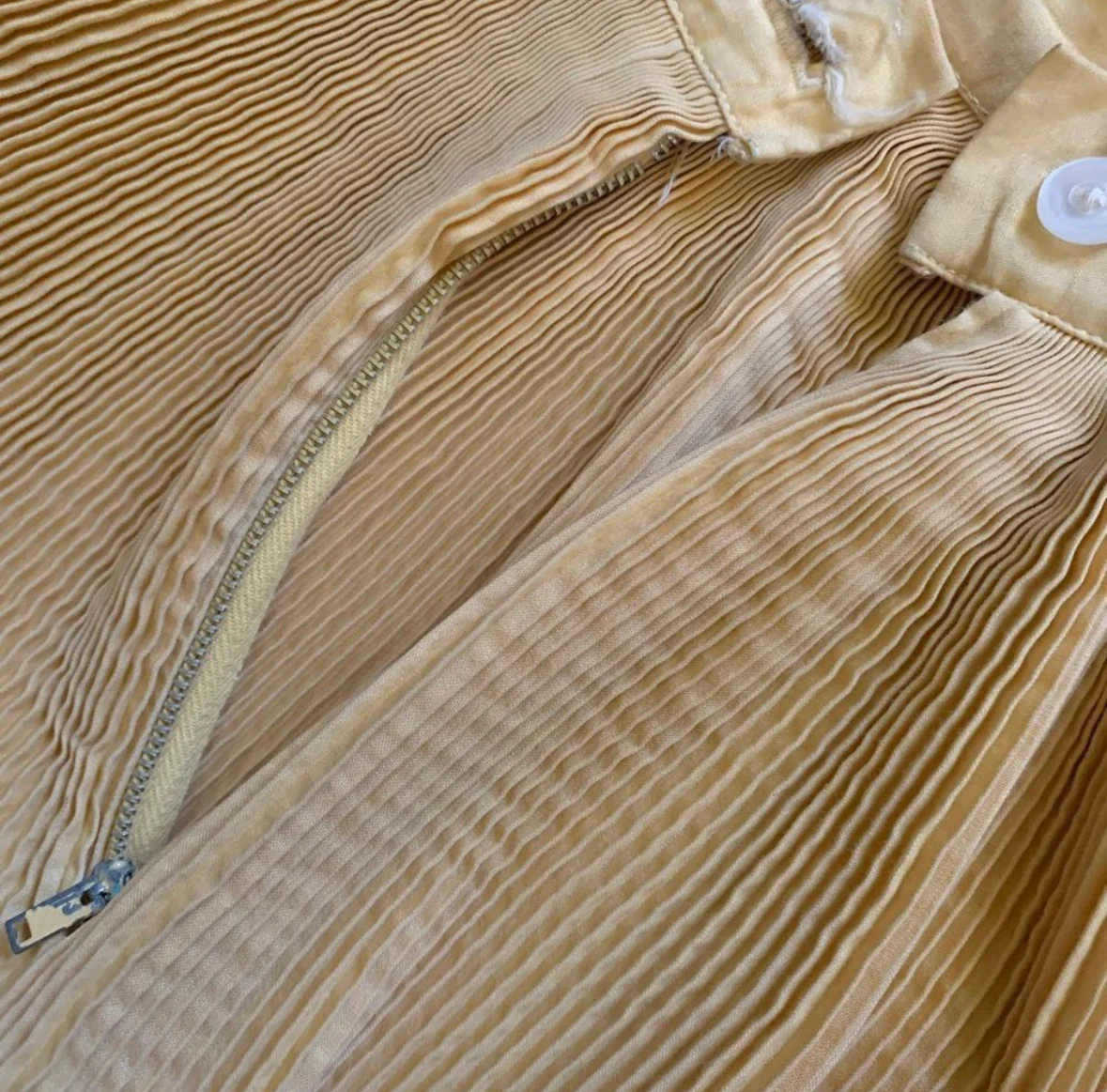 50s/60s Pale Yellow Plisse Pleated Midi Tennis Skirt By Ivy League Originals - Image 10