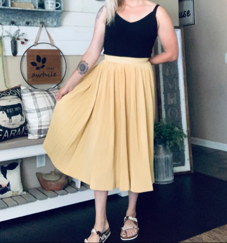 50s/60s Pale Yellow Plisse Pleated Midi Tennis Skirt By Ivy League Originals - Image 3