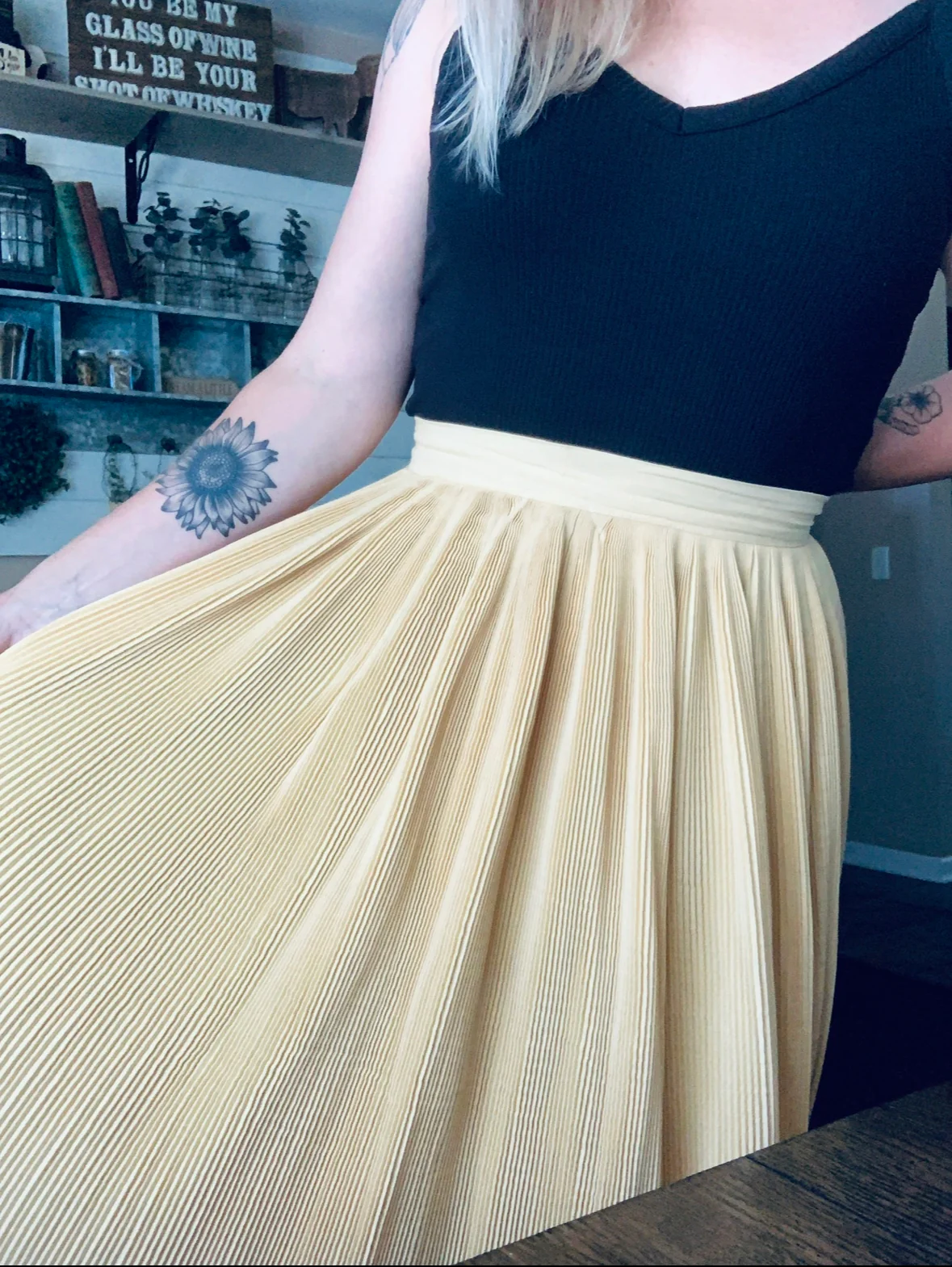 50s/60s Pale Yellow Plisse Pleated Midi Tennis Skirt By Ivy League Originals - Image 4