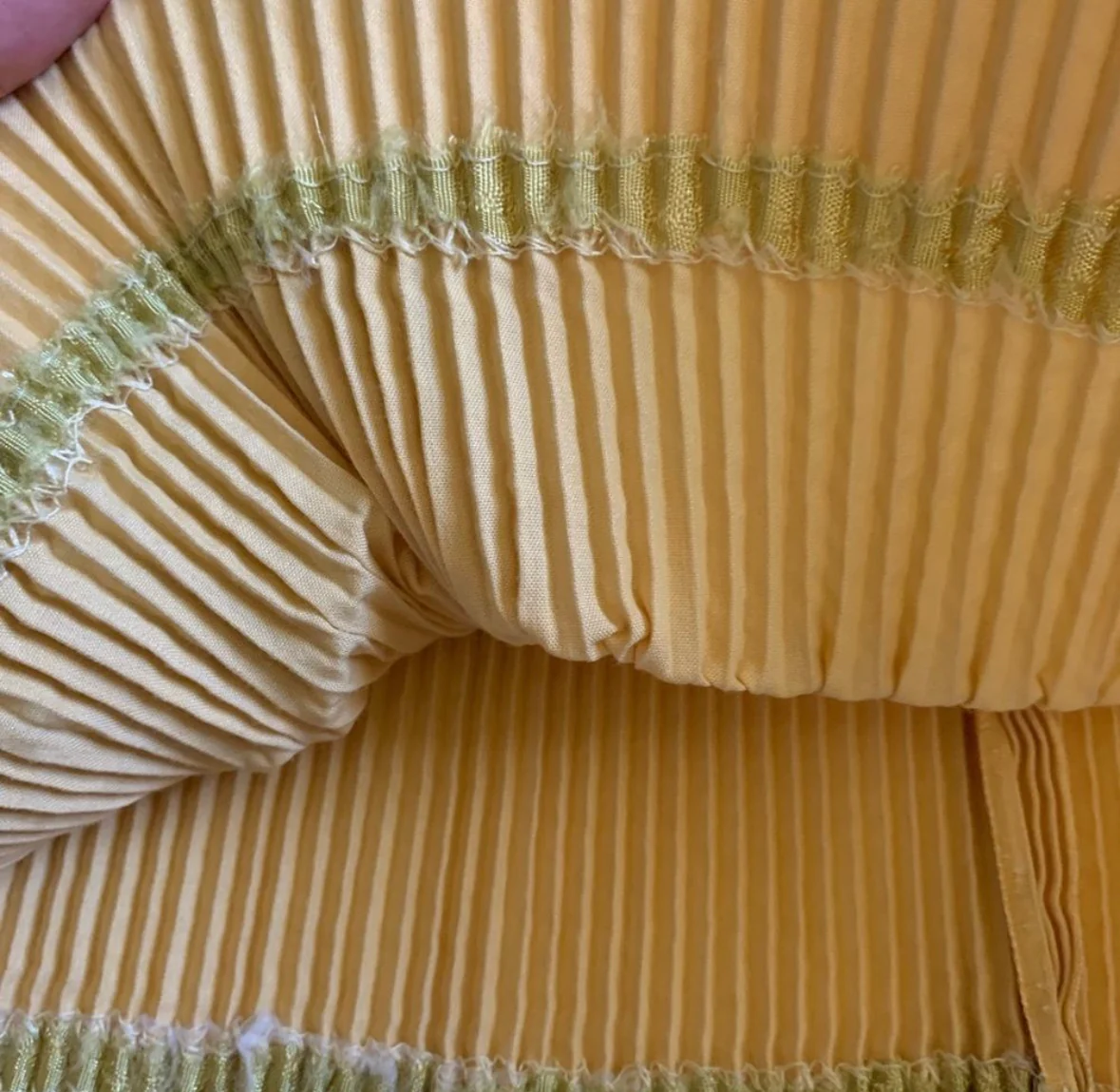 50s/60s Pale Yellow Plisse Pleated Midi Tennis Skirt By Ivy League Originals - Image 9