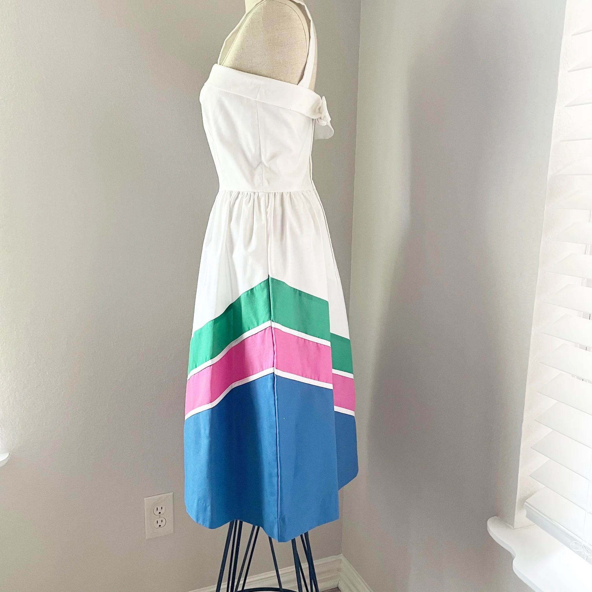 50s/60s Vintage Fit And Flare White Sundress With Pockets By Lanz Originals - Image 8
