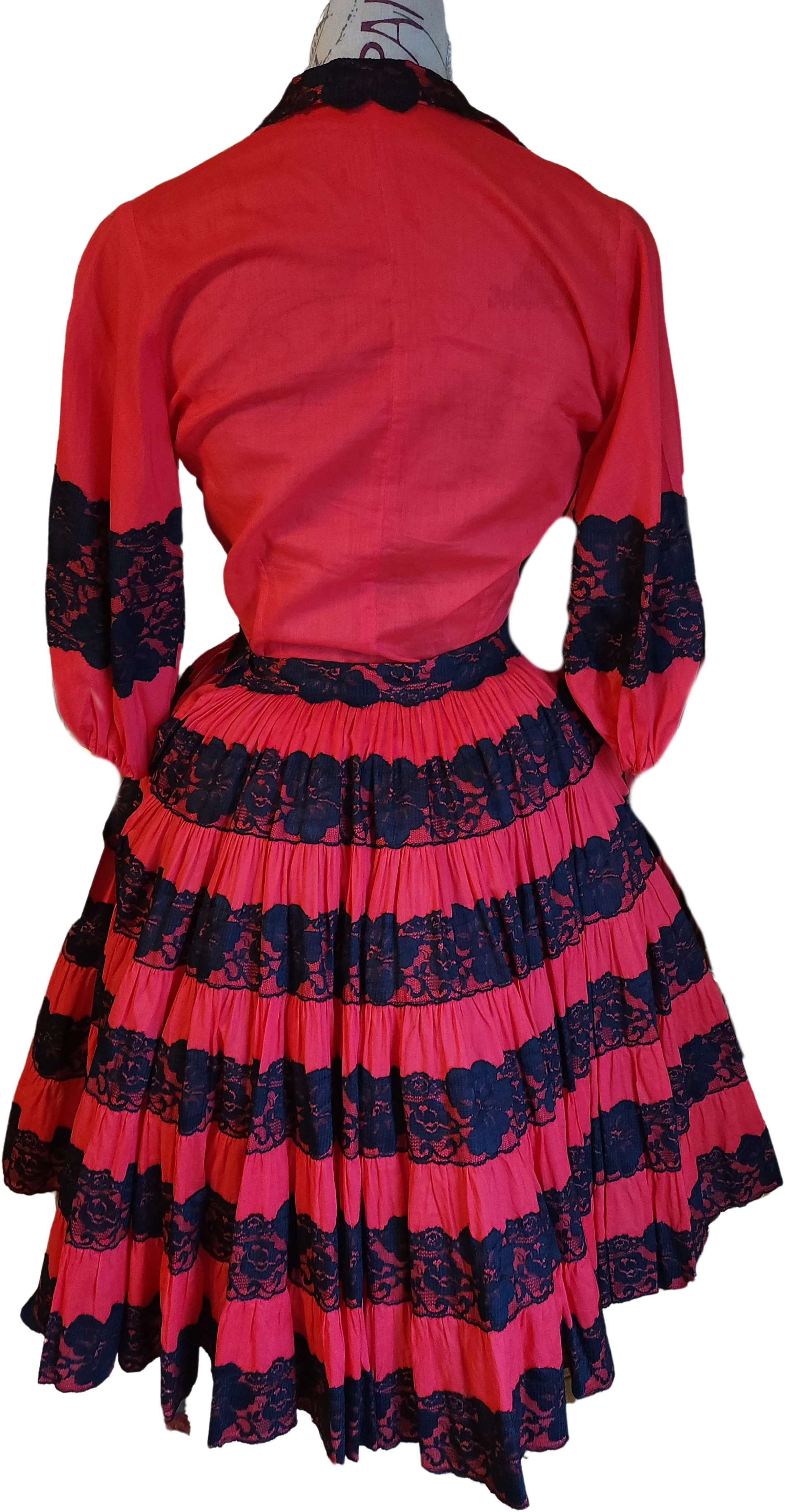 50s/60s Red And Black Lace Patio Skirt Set By Desert Flower - Image 2