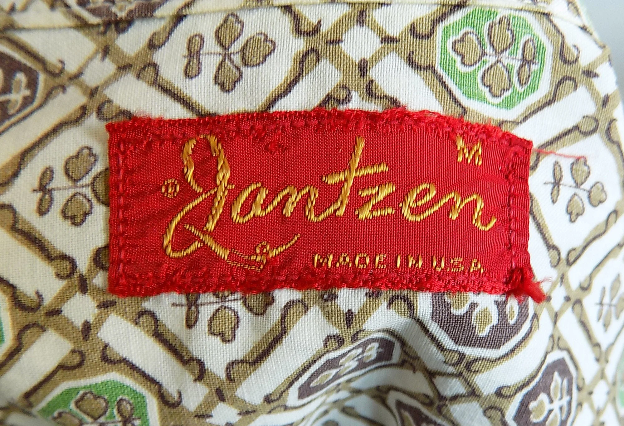 50s 60s Short Sleeved Man's Jantzen Cotton Shirt Brown Green Gold Beige M Pocket Print by Jantzen - Image 3