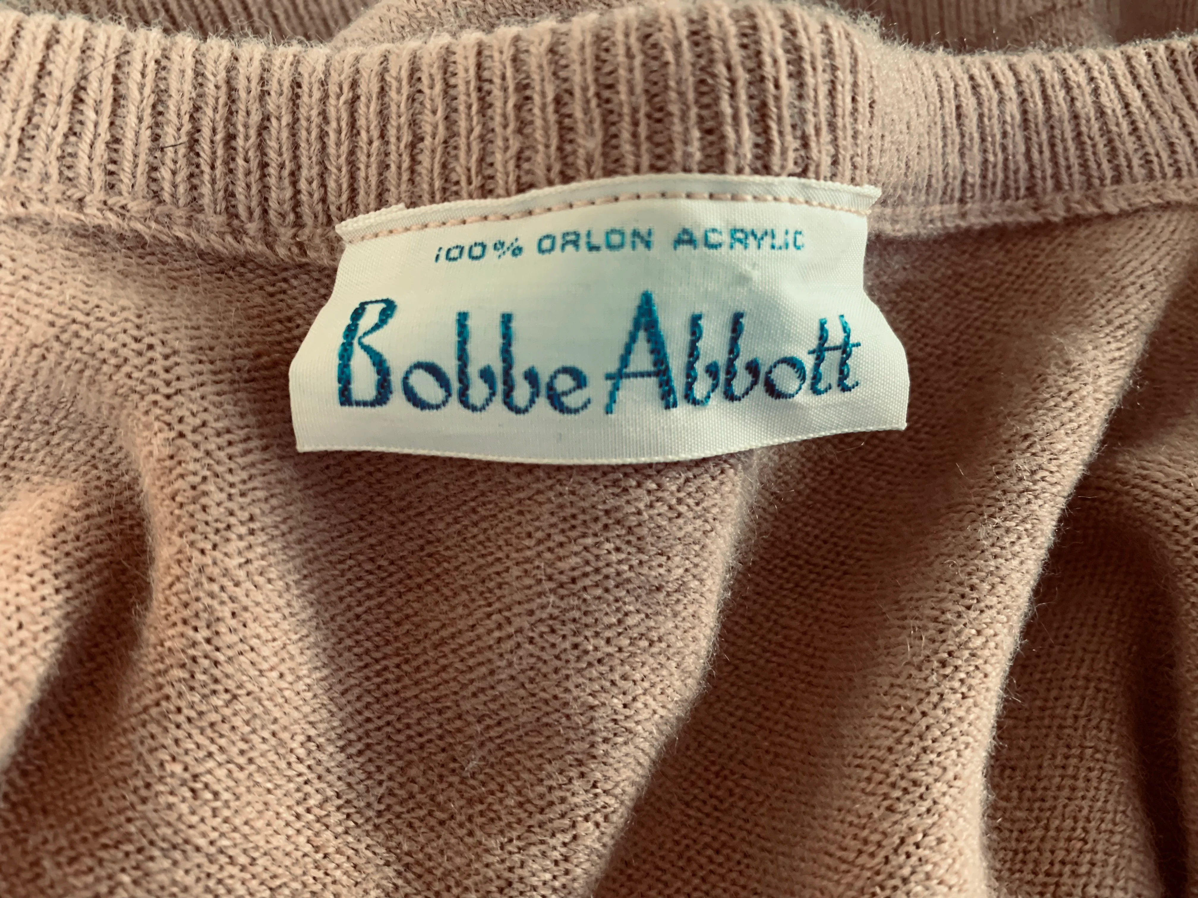 50s/60s Tan Open Front Crop Cardigan Sweater By Bobbe Abbott - Image 10