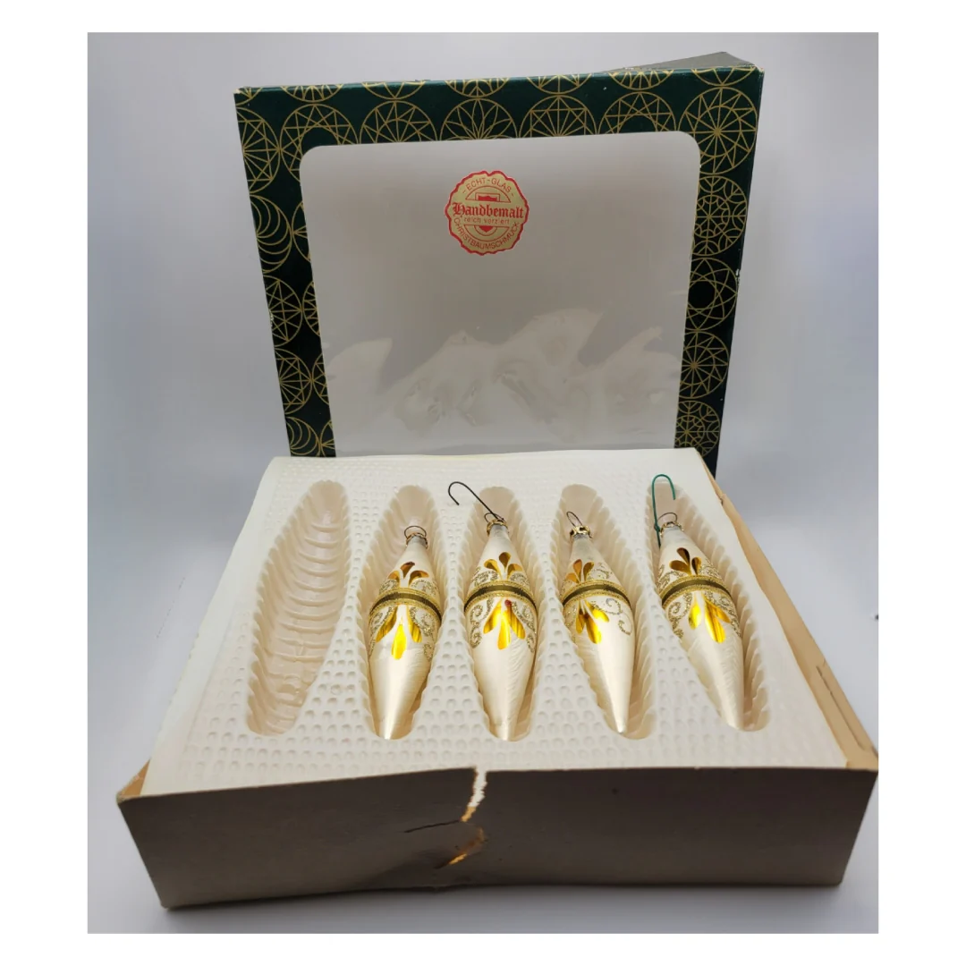 50s/60s Teardrop Gold Handmade Christmas Ornament Set - Image 2