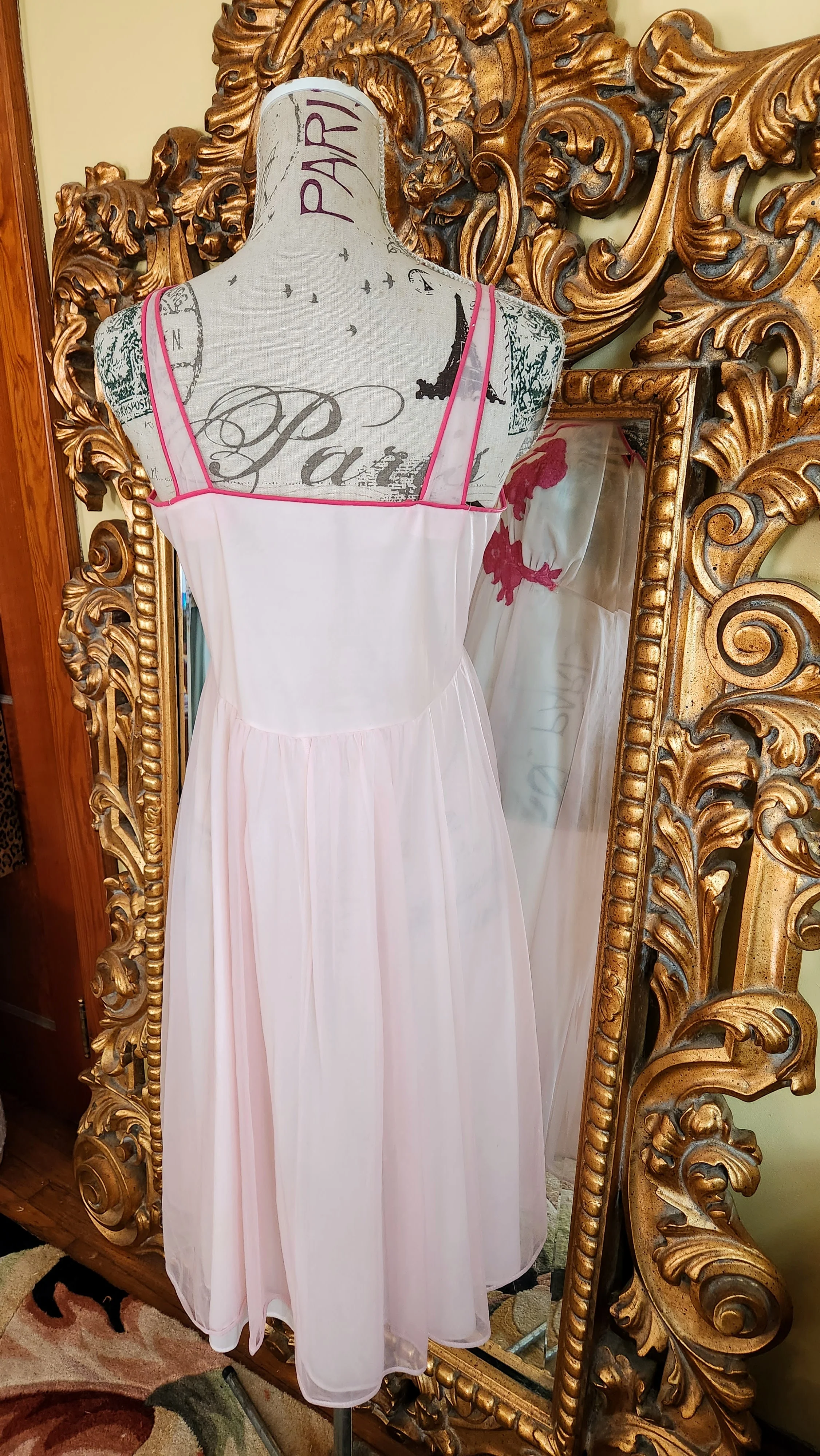 50s/60s Two Tone Pink Chiffon Peignoir Set By Van Raalte - Image 10