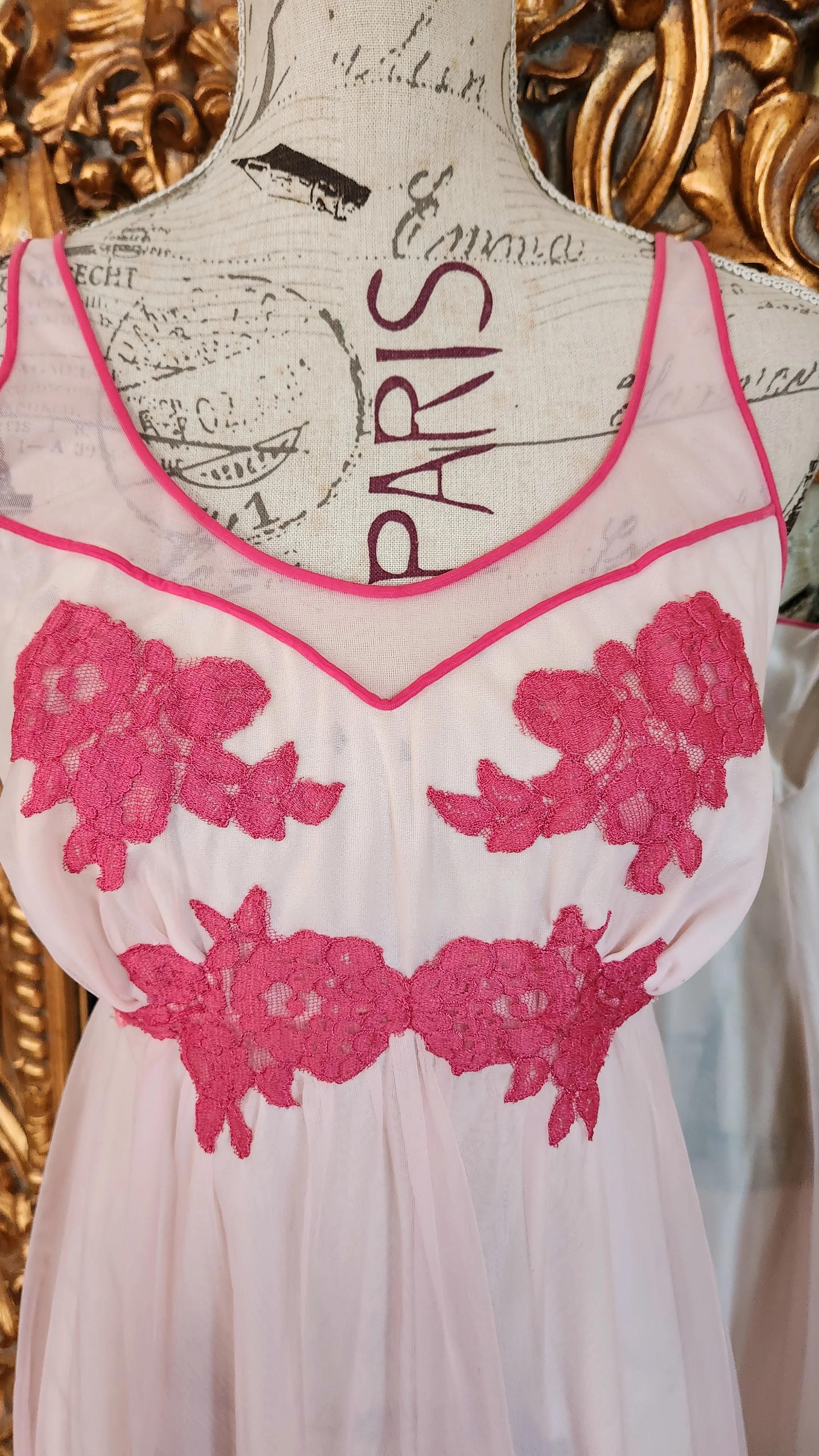 50s/60s Two Tone Pink Chiffon Peignoir Set By Van Raalte - Image 8
