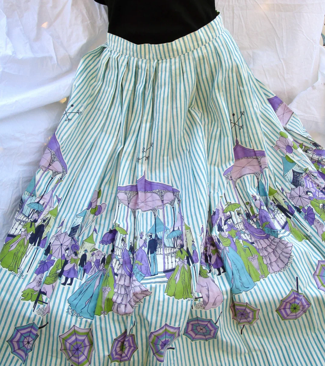 50s/60s Victorians On A Border Print Skirt Fair Scene By Graff of California - Image 5