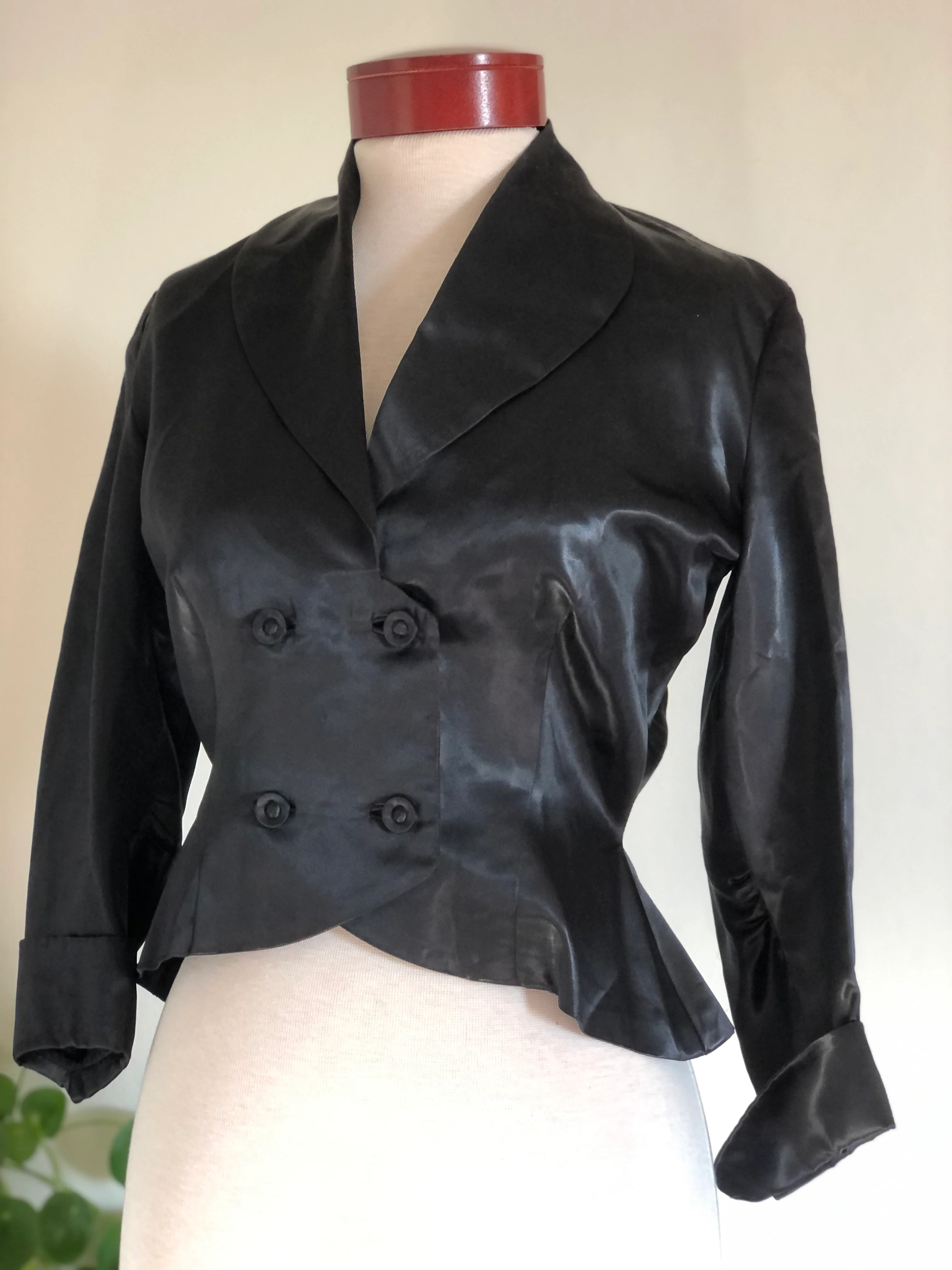 50s/60s Vintage Black Peplum Blouse Jacket Cropped Satin By Hand-Sewn Vintage - Image 5