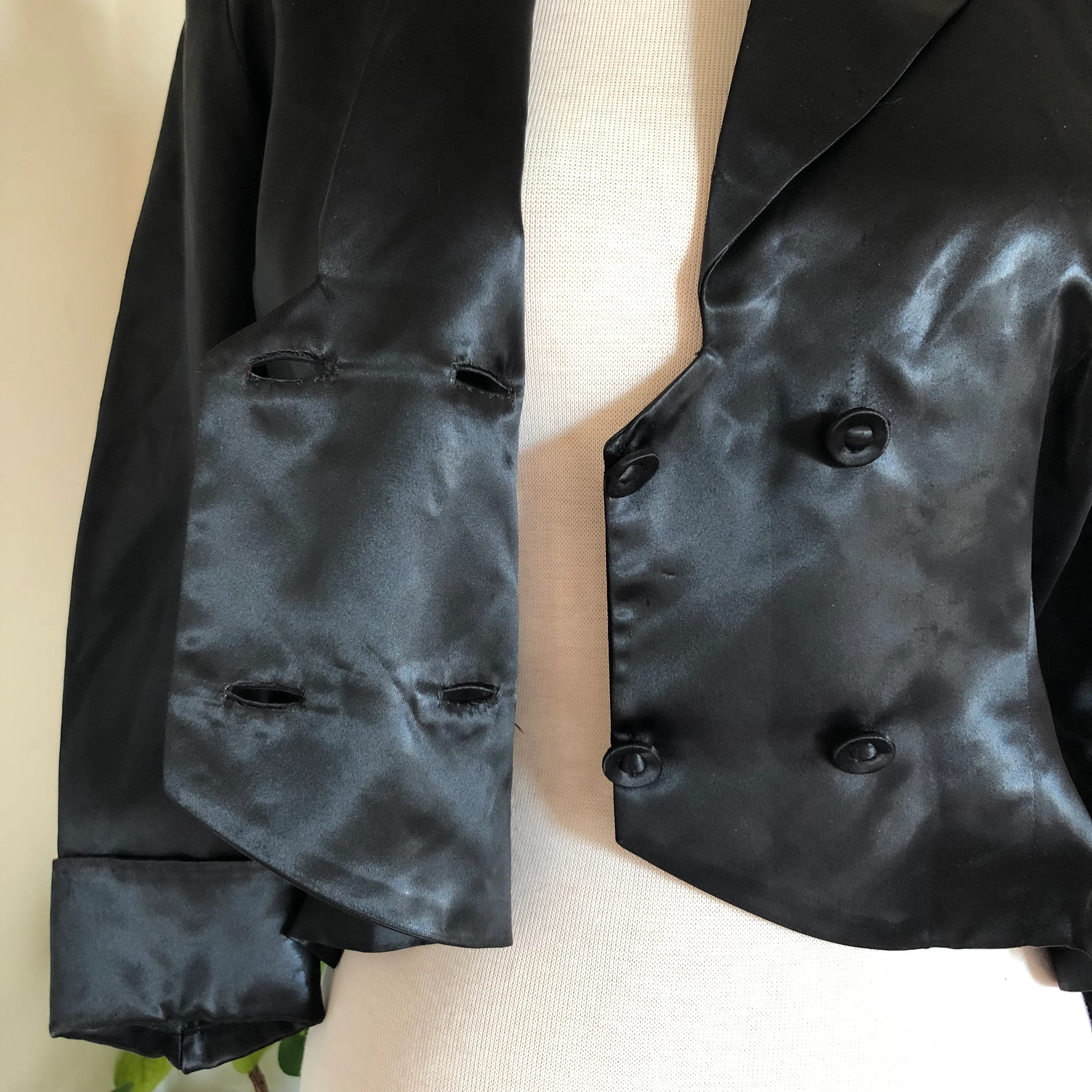50s/60s Vintage Black Peplum Blouse Jacket Cropped Satin By Hand-Sewn Vintage - Image 6